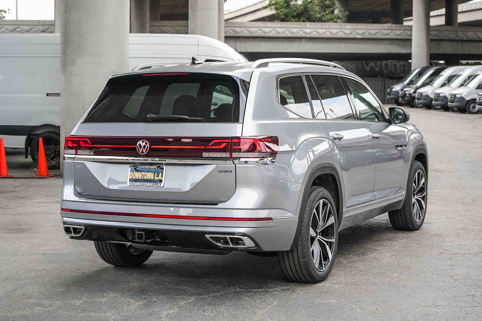 Thumbnail: 2026 Volkswagen Atlas - 6