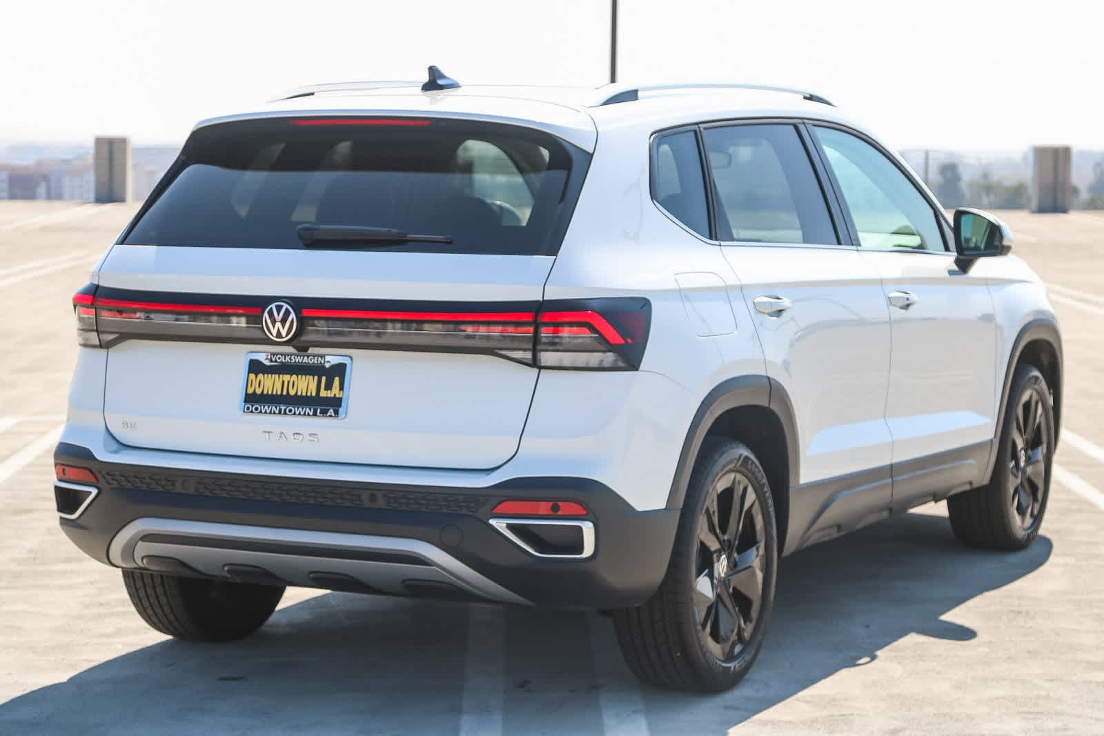 Thumbnail: 2025 Volkswagen Taos - 6