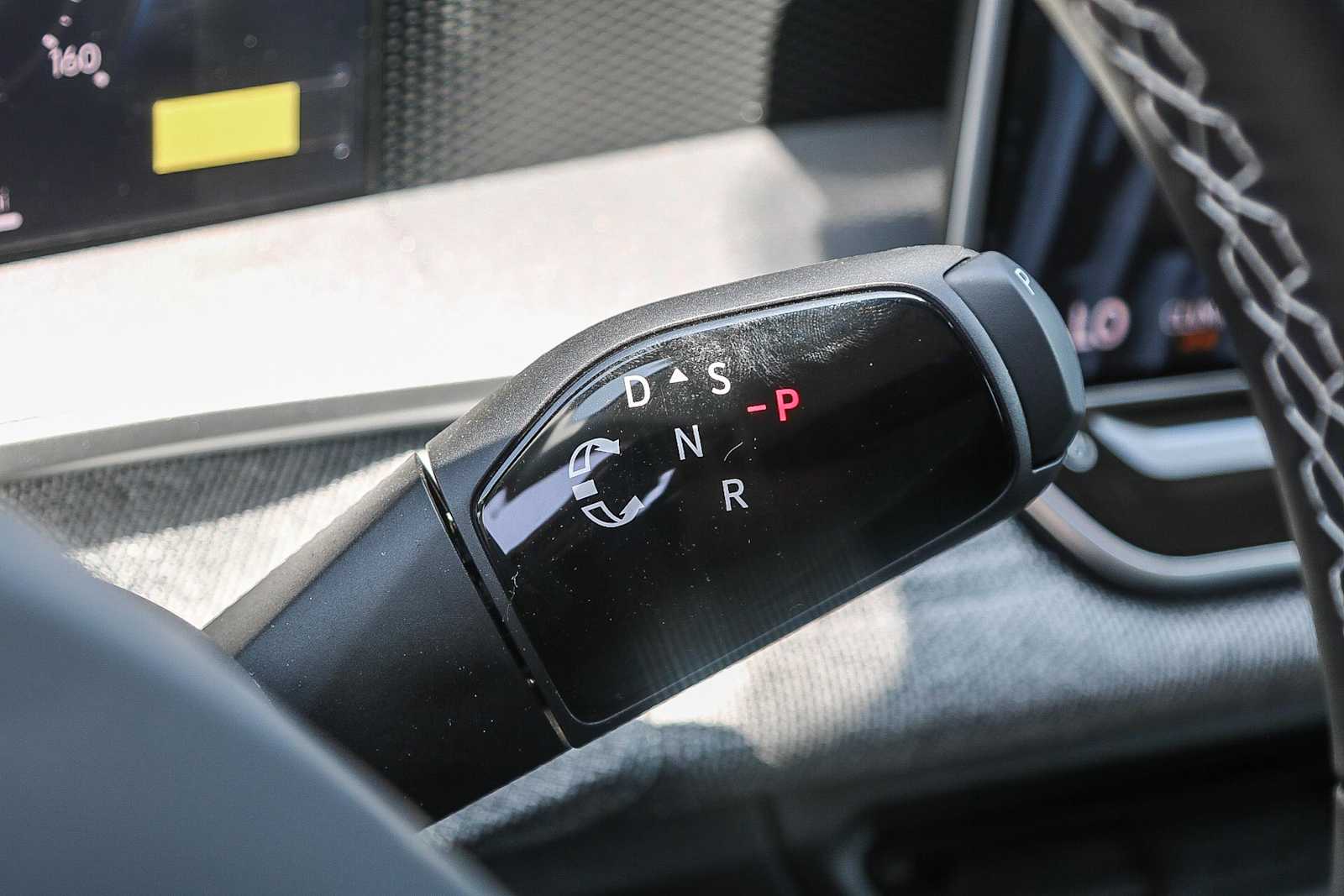 Thumbnail: 2025 Volkswagen Tiguan - 23