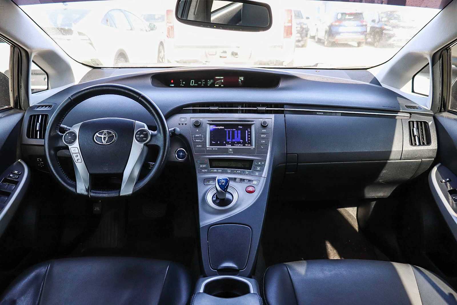 Thumbnail: 2013 Toyota Prius - 12