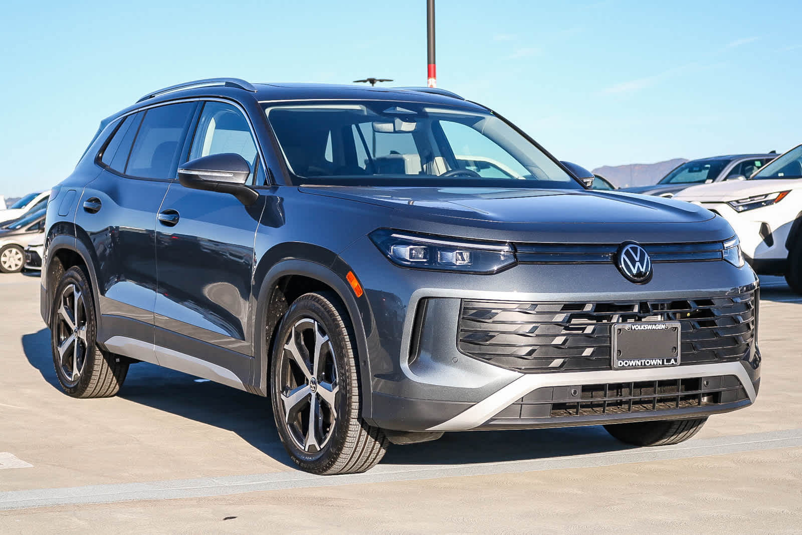 Thumbnail: 2026 Volkswagen Tiguan - 3