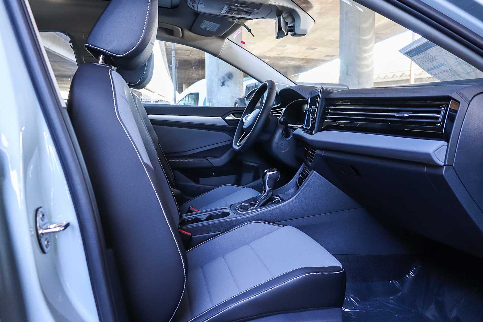 Thumbnail: 2026 Volkswagen Jetta - 19