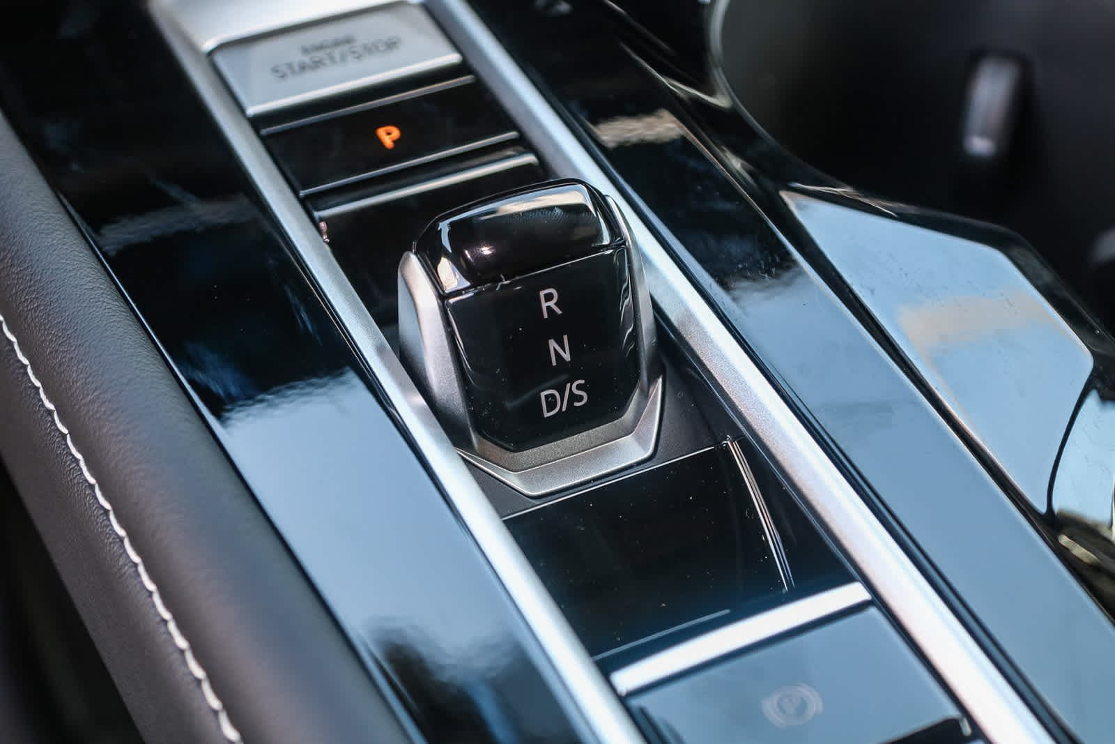 Thumbnail: 2026 Volkswagen Atlas - 21