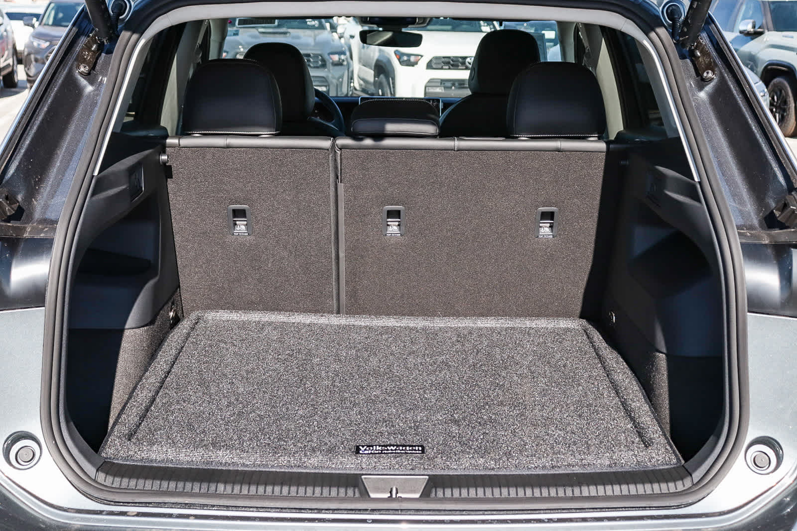 Thumbnail: 2025 Volkswagen Tiguan - 12