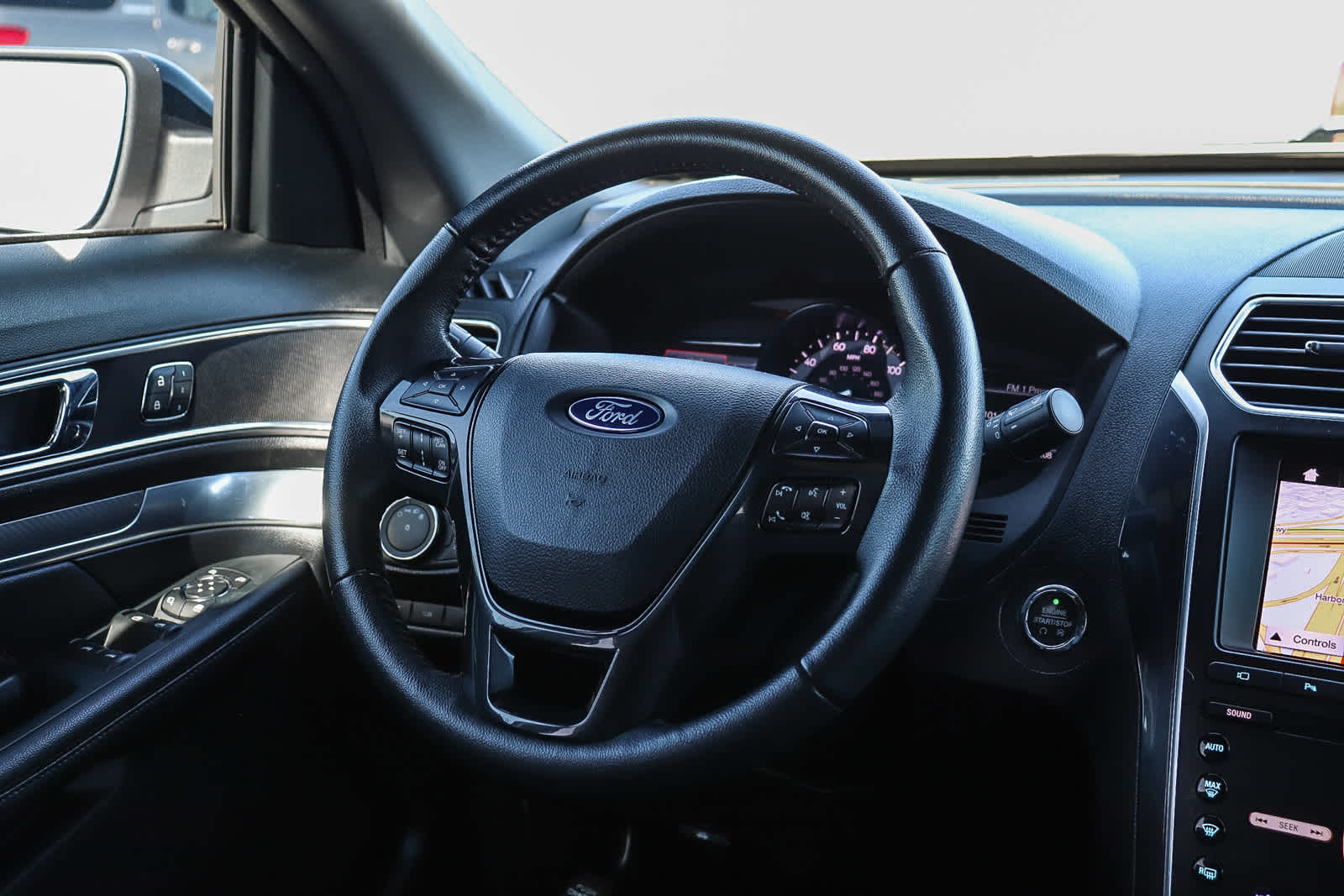 Thumbnail: 2019 Ford Explorer - 16