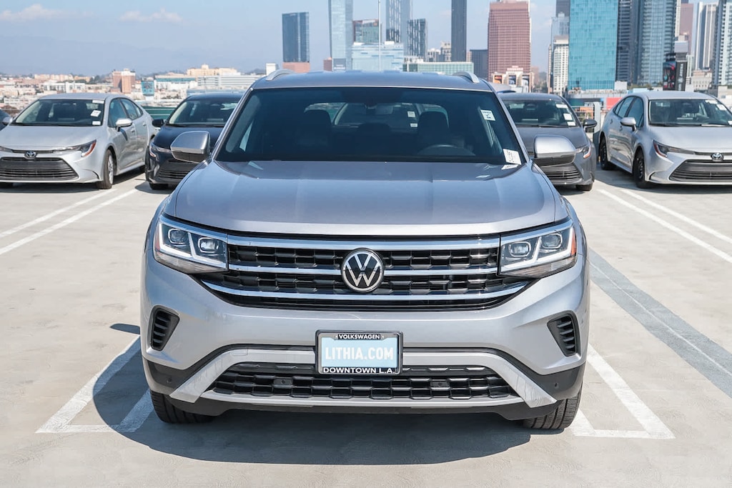 Used 2022 Volkswagen Atlas Cross Sport 2.0T SE w/Technology SUV