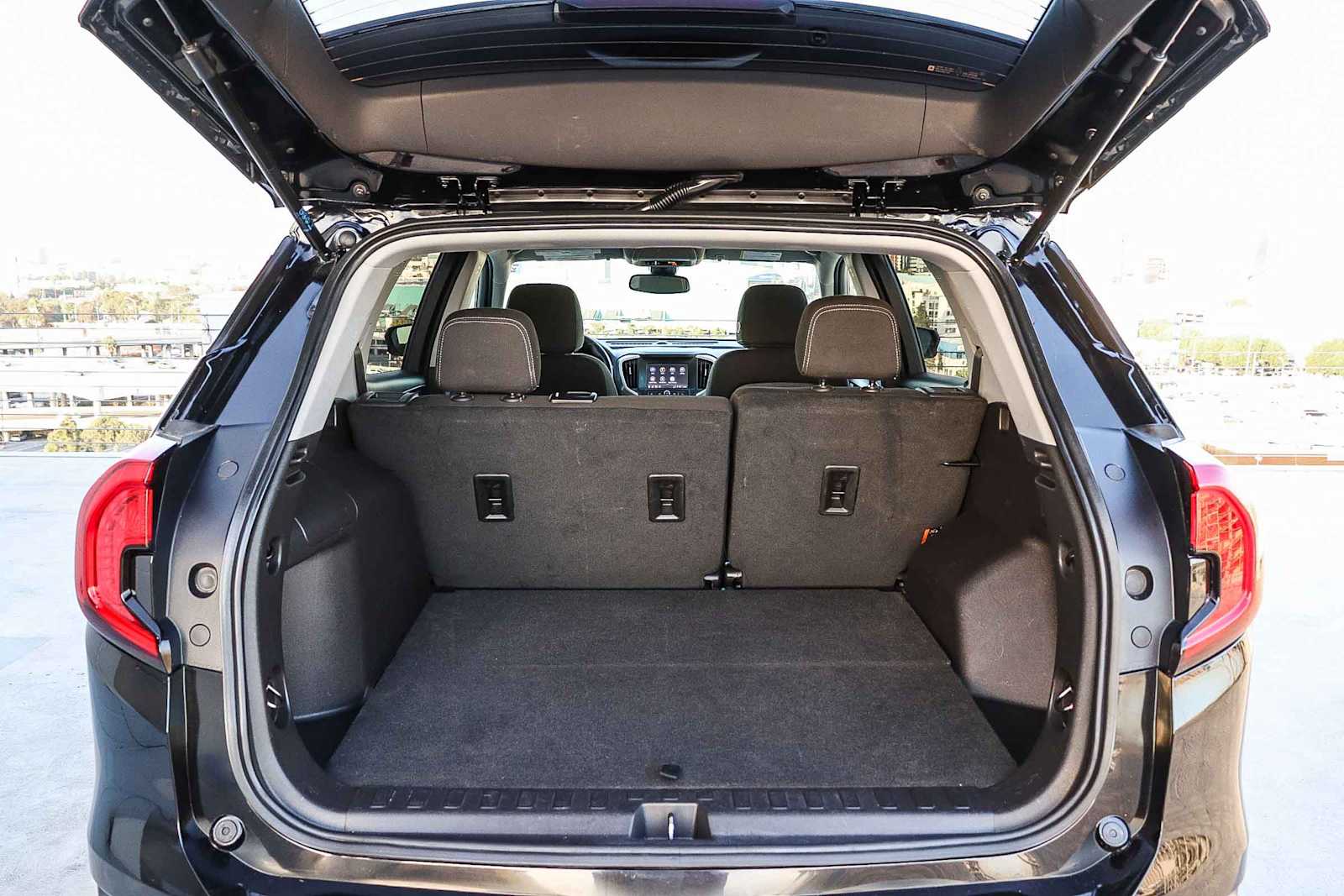 Thumbnail: 2024 GMC Terrain - 27