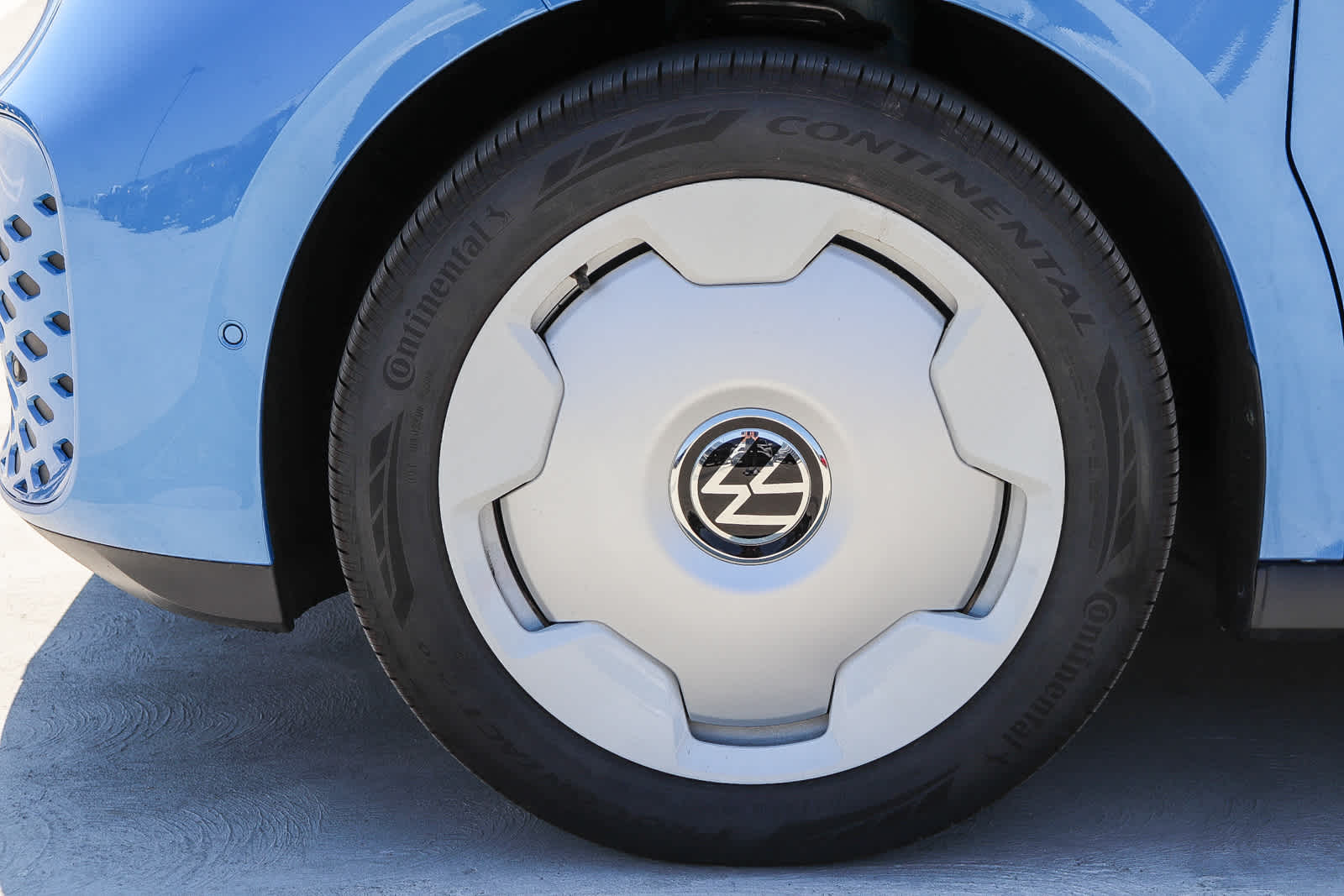 Thumbnail: 2025 Volkswagen ID.Buzz - 11