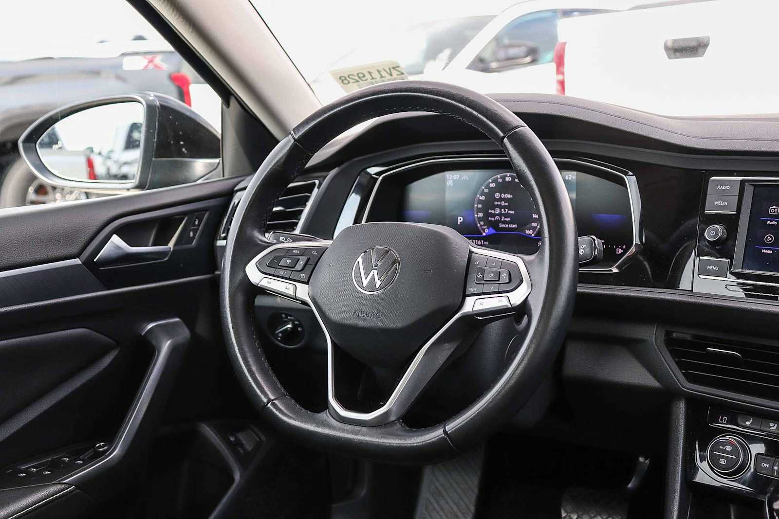 Thumbnail: 2024 Volkswagen Jetta - 13