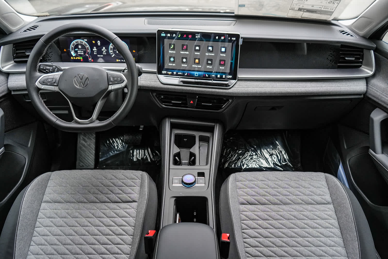 Thumbnail: 2026 Volkswagen Tiguan - 14