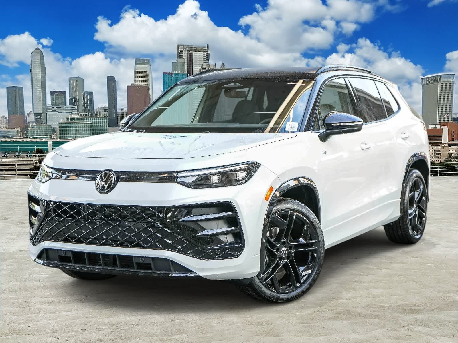 Thumbnail: 2026 Volkswagen Tiguan - 1