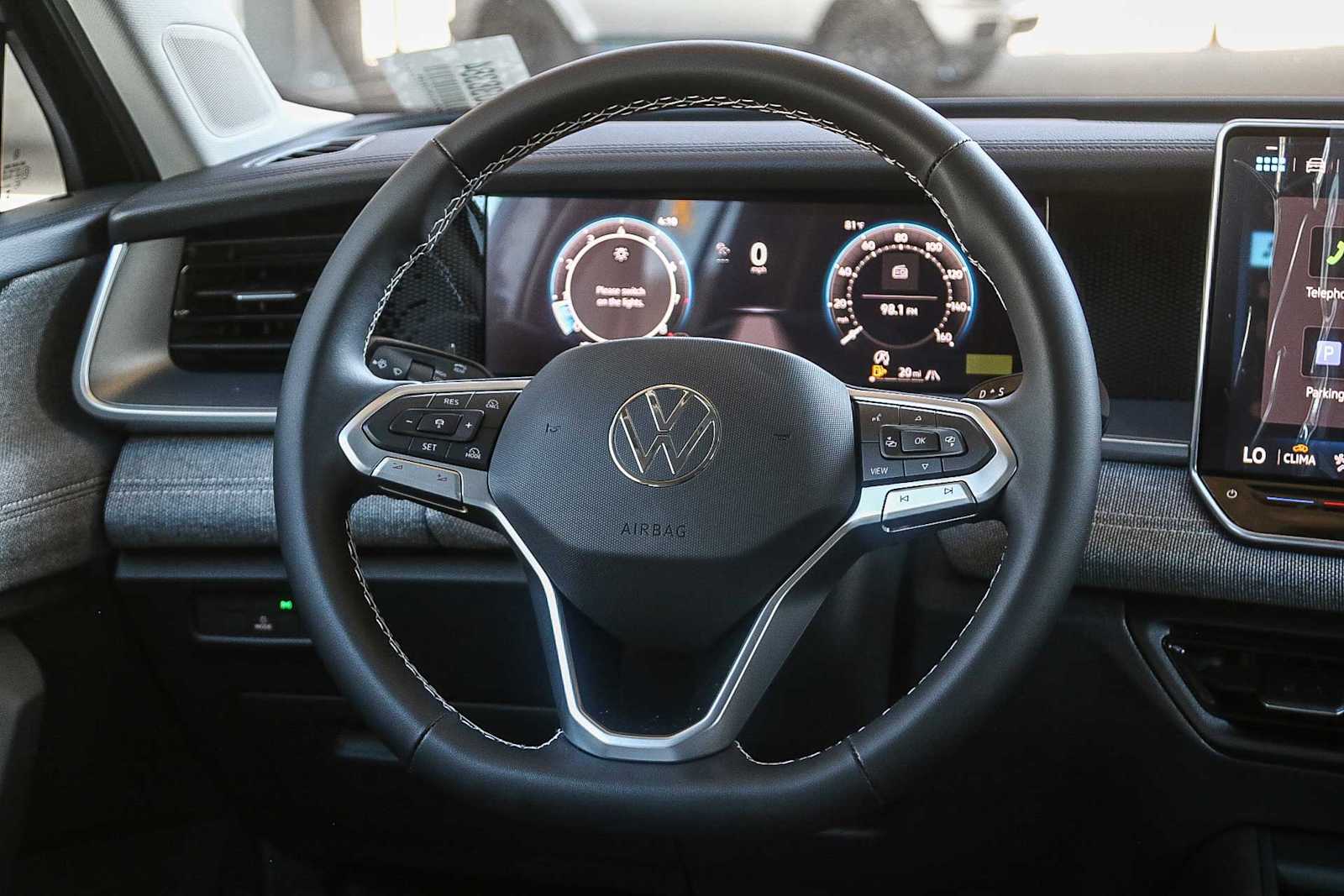 Thumbnail: 2025 Volkswagen Tiguan - 15