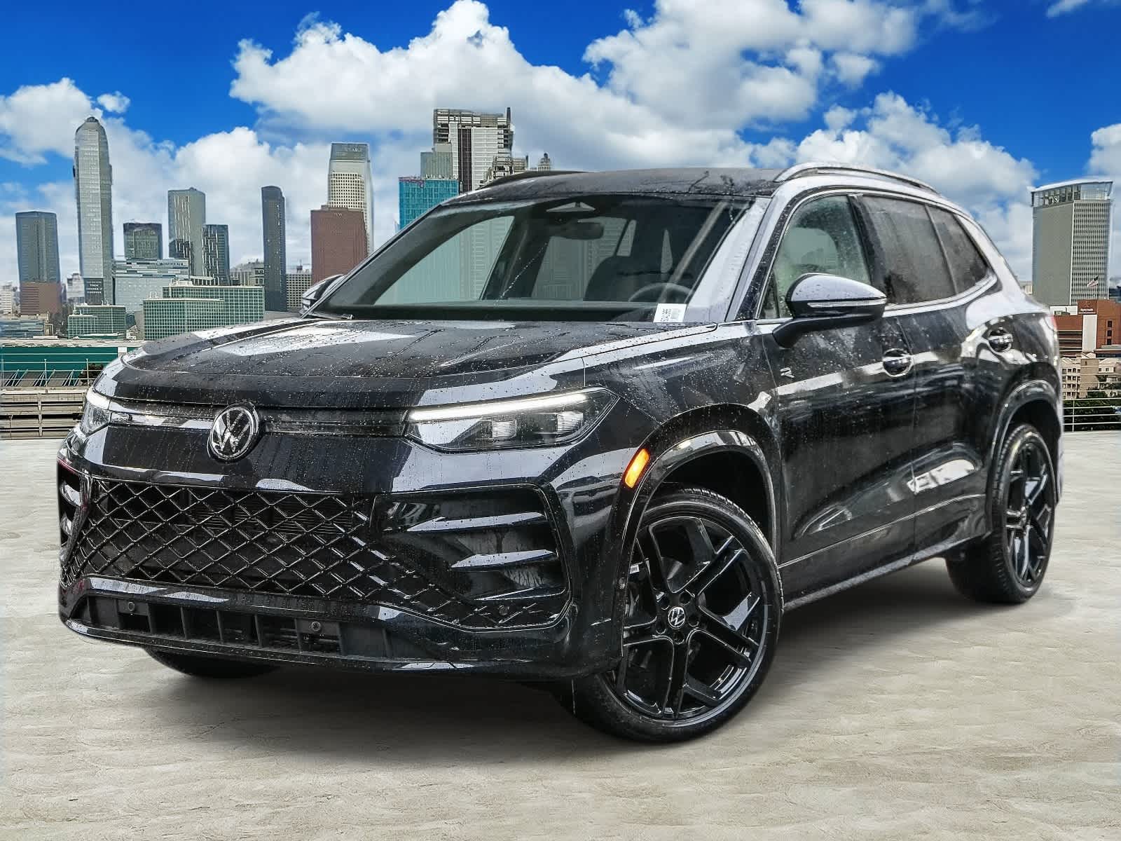 2026 Volkswagen Tiguan SE R-LINE BLACK's photo