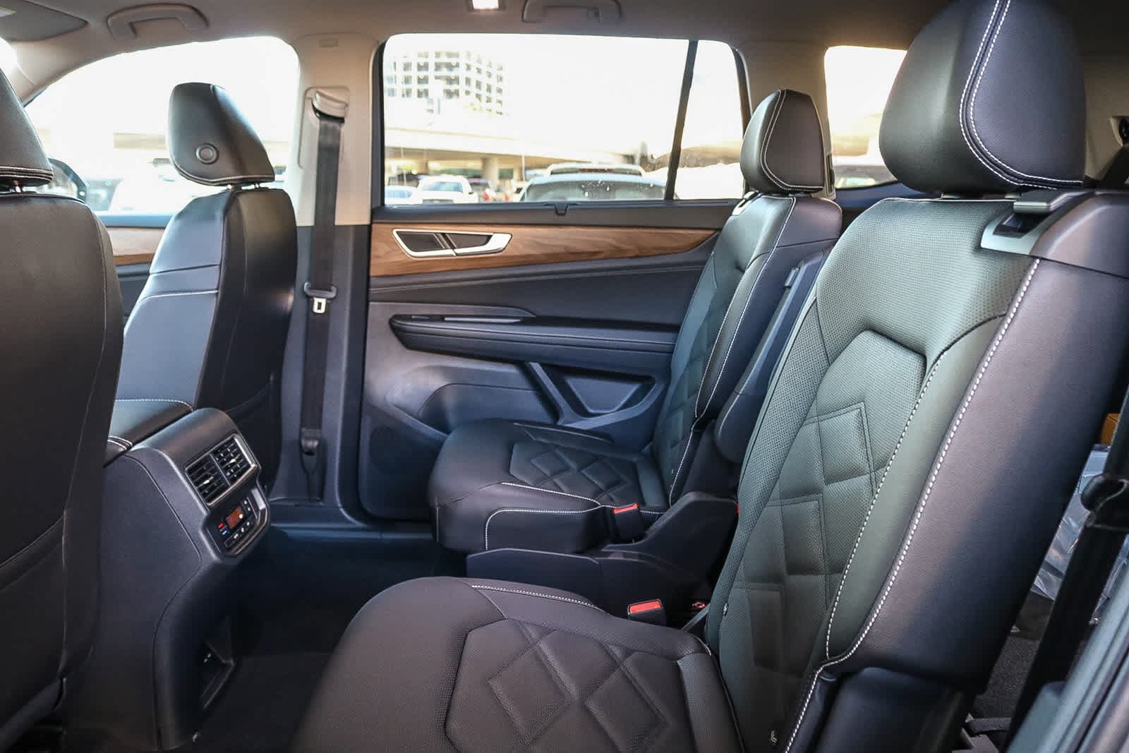 Thumbnail: 2026 Volkswagen Atlas - 20