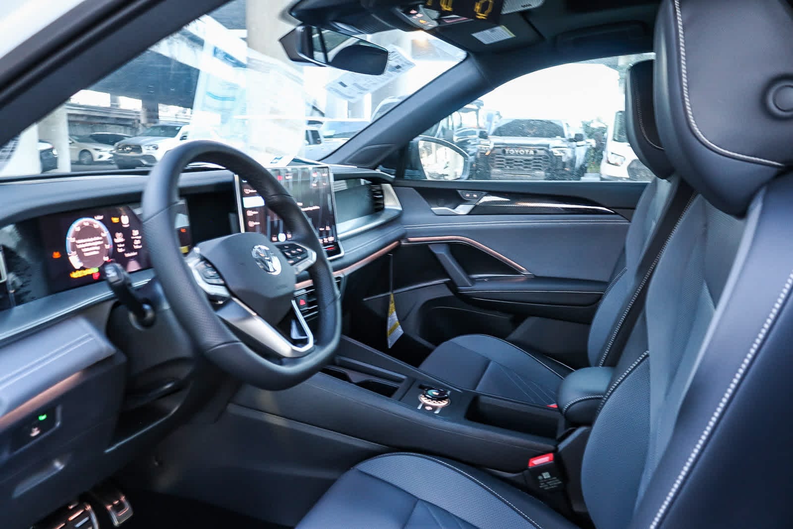 Thumbnail: 2026 Volkswagen Tiguan - 18