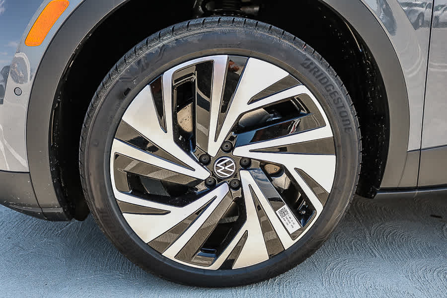 Thumbnail: 2025 Volkswagen ID.4 - 12