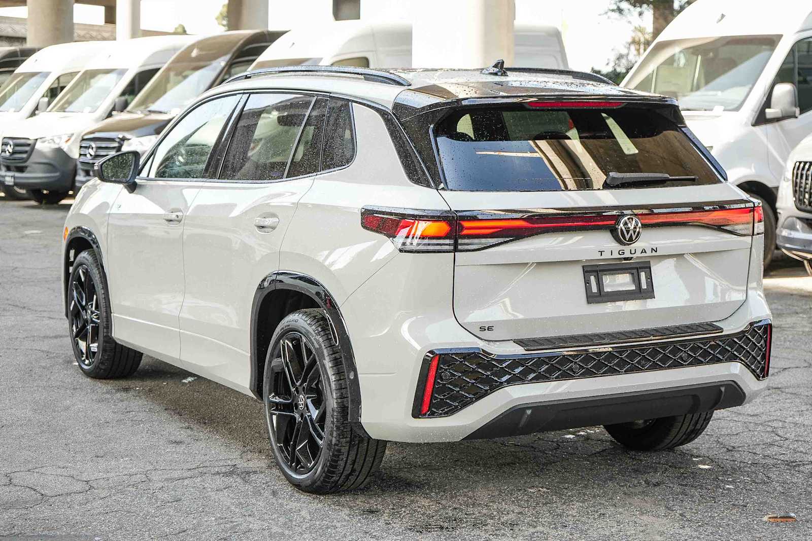 Thumbnail: 2026 Volkswagen Tiguan - 8