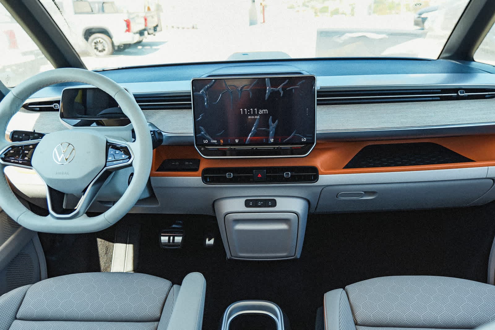 Thumbnail: 2025 Volkswagen ID.Buzz - 14