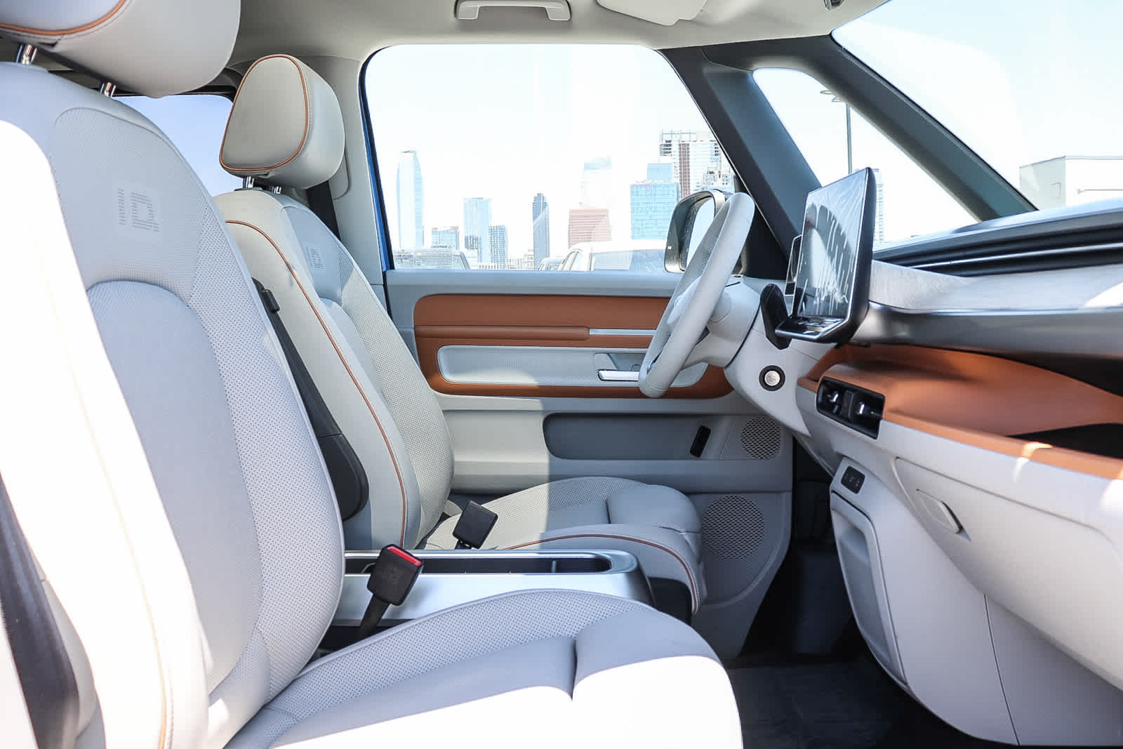 Thumbnail: 2025 Volkswagen ID.Buzz - 17