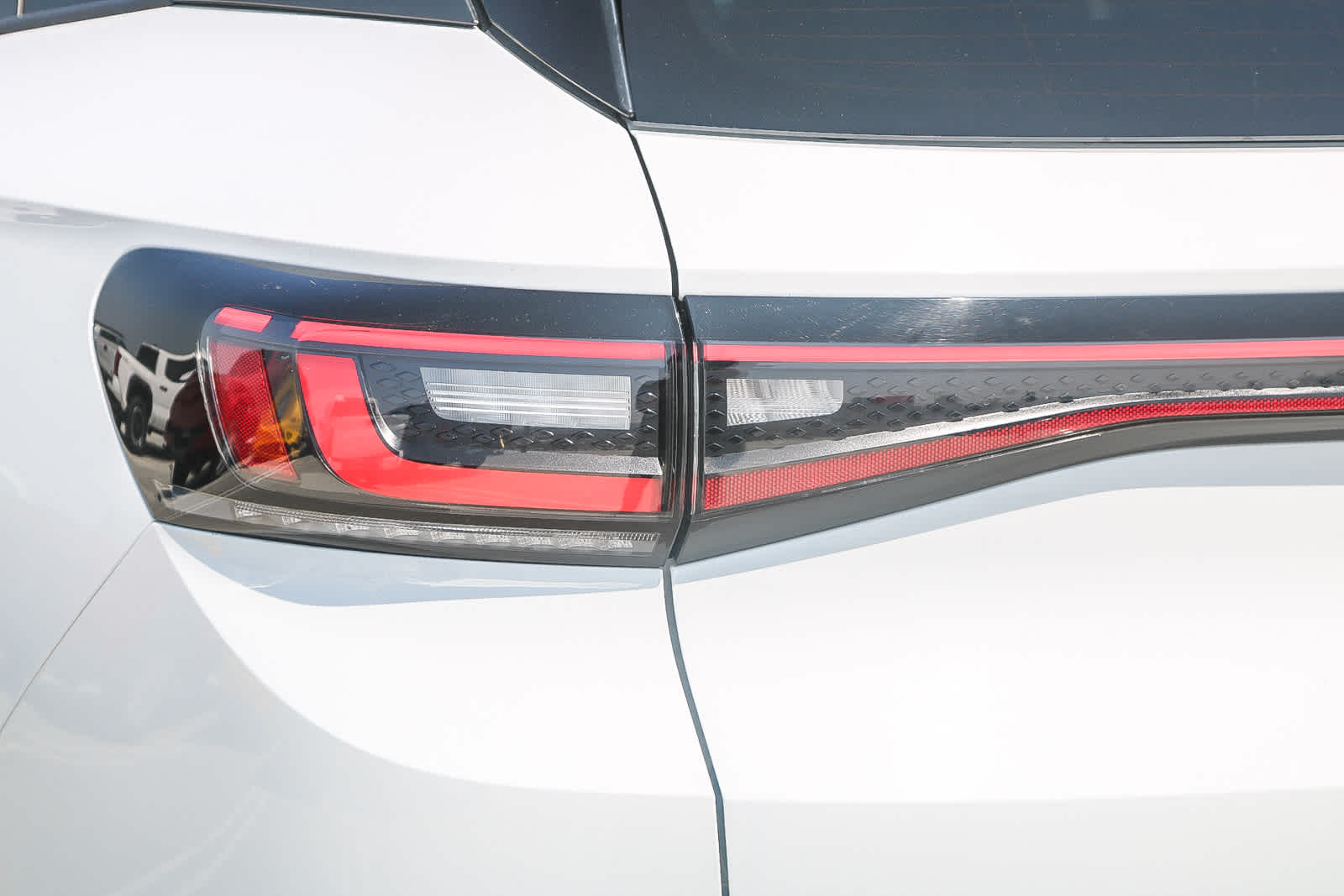 Thumbnail: 2022 Volkswagen ID.4 - 9