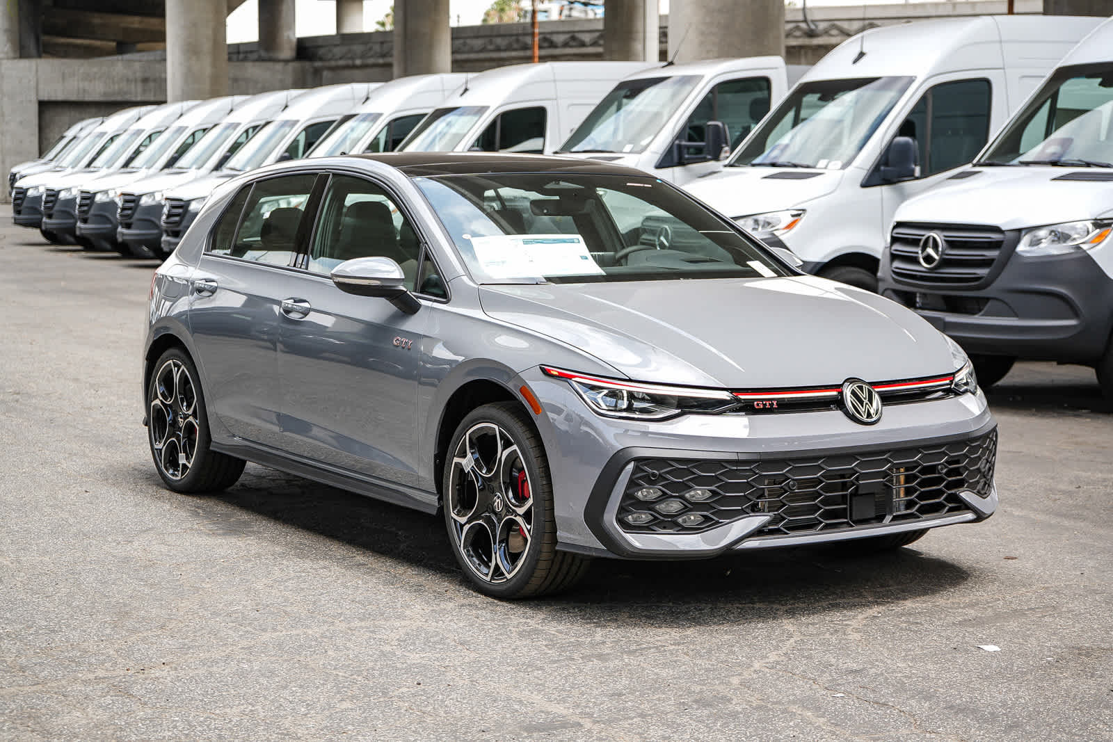 Thumbnail: 2026 Volkswagen Golf - 3