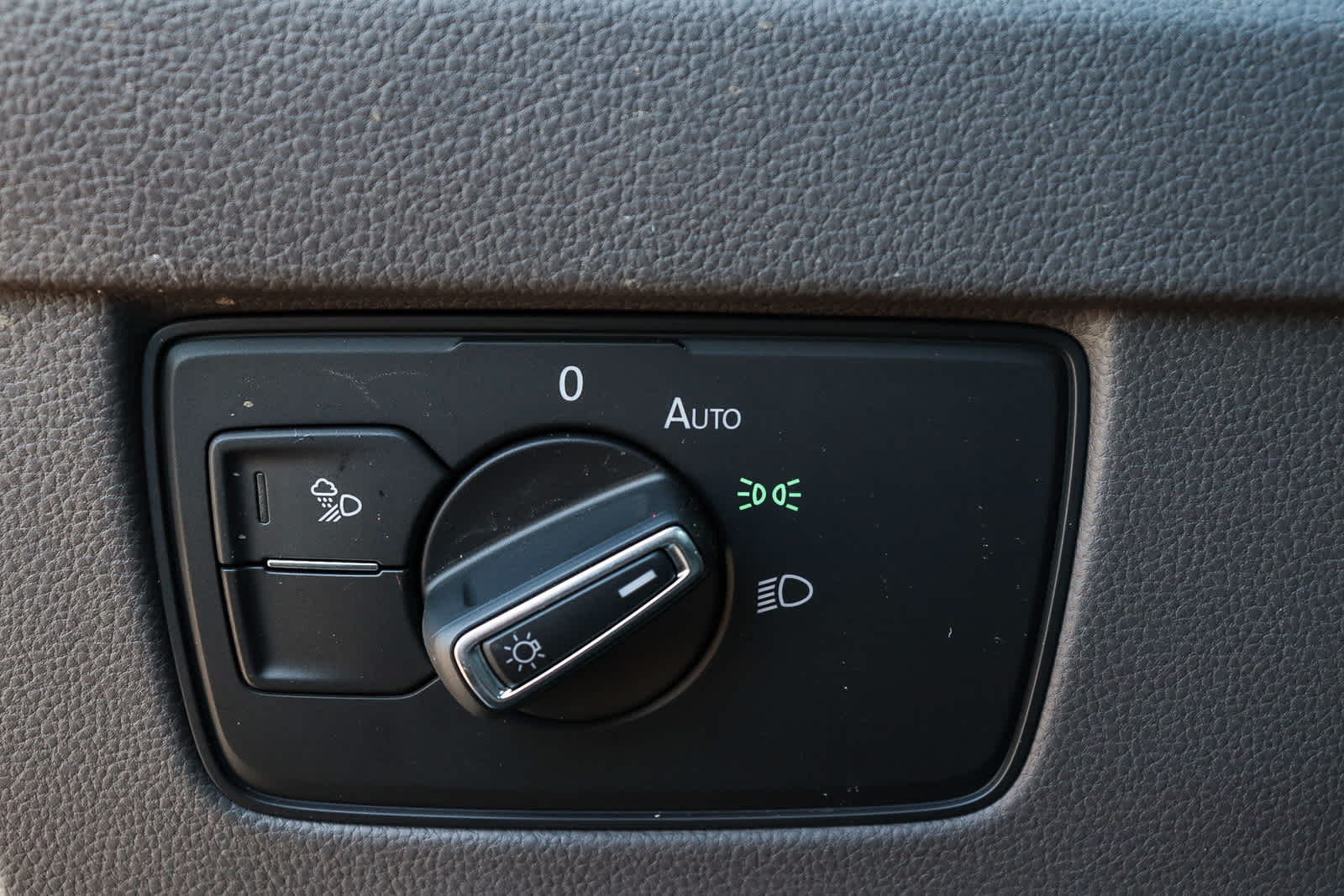 Thumbnail: 2023 Volkswagen Arteon - 23