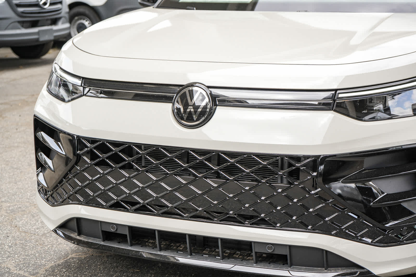 Thumbnail: 2026 Volkswagen Tiguan - 11