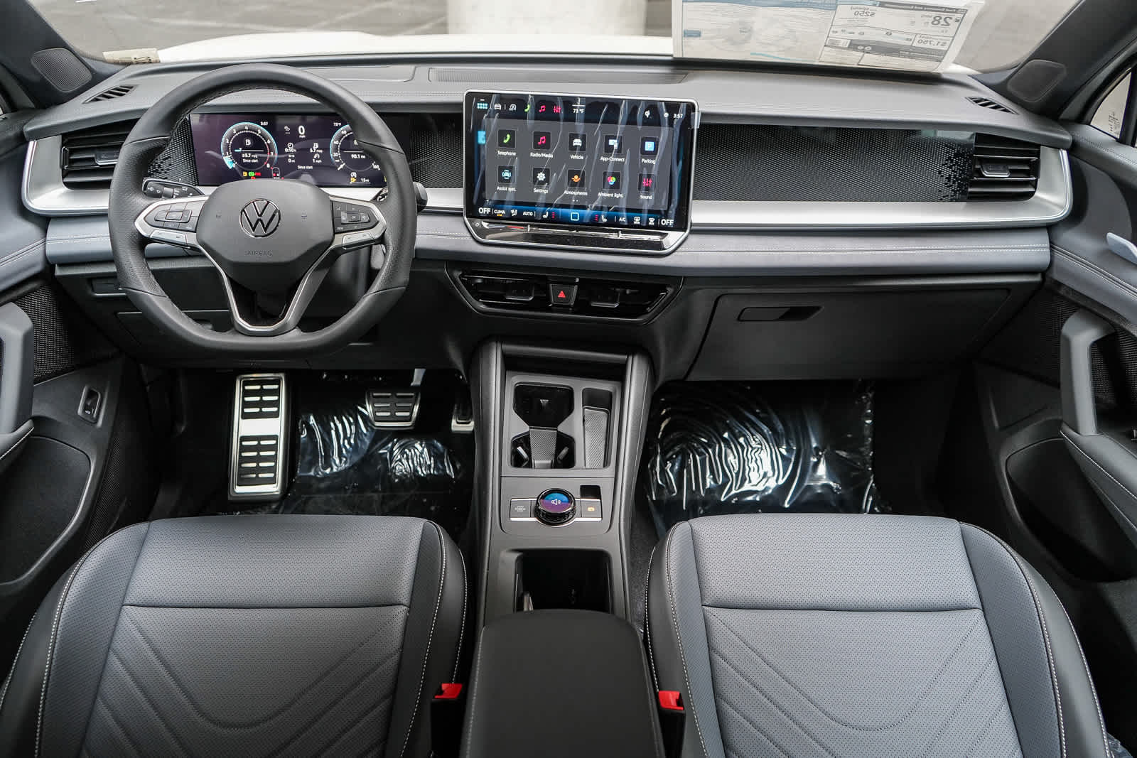 Thumbnail: 2026 Volkswagen Tiguan - 14