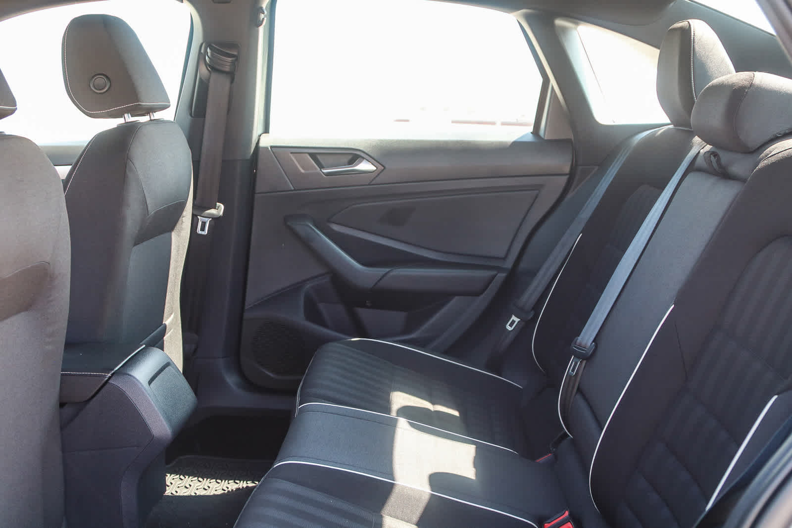 Thumbnail: 2023 Volkswagen Jetta - 19