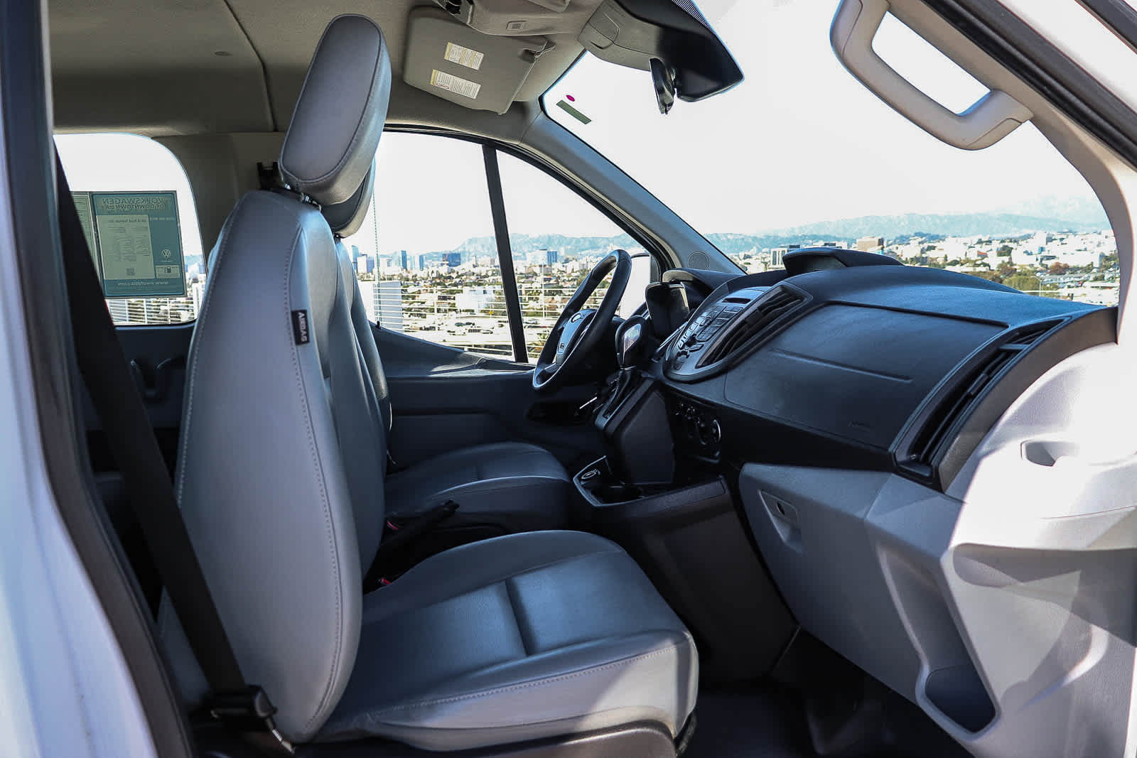 Thumbnail: 2018 Ford Transit Series - 17