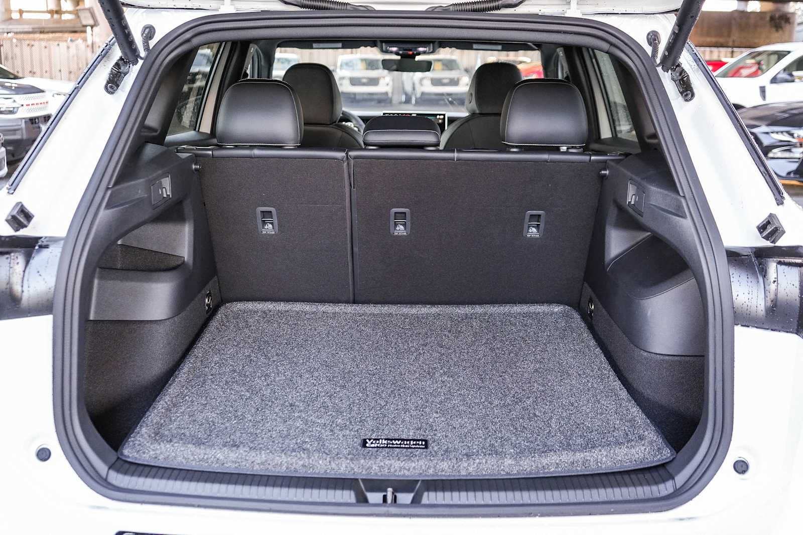 Thumbnail: 2026 Volkswagen Tiguan - 12