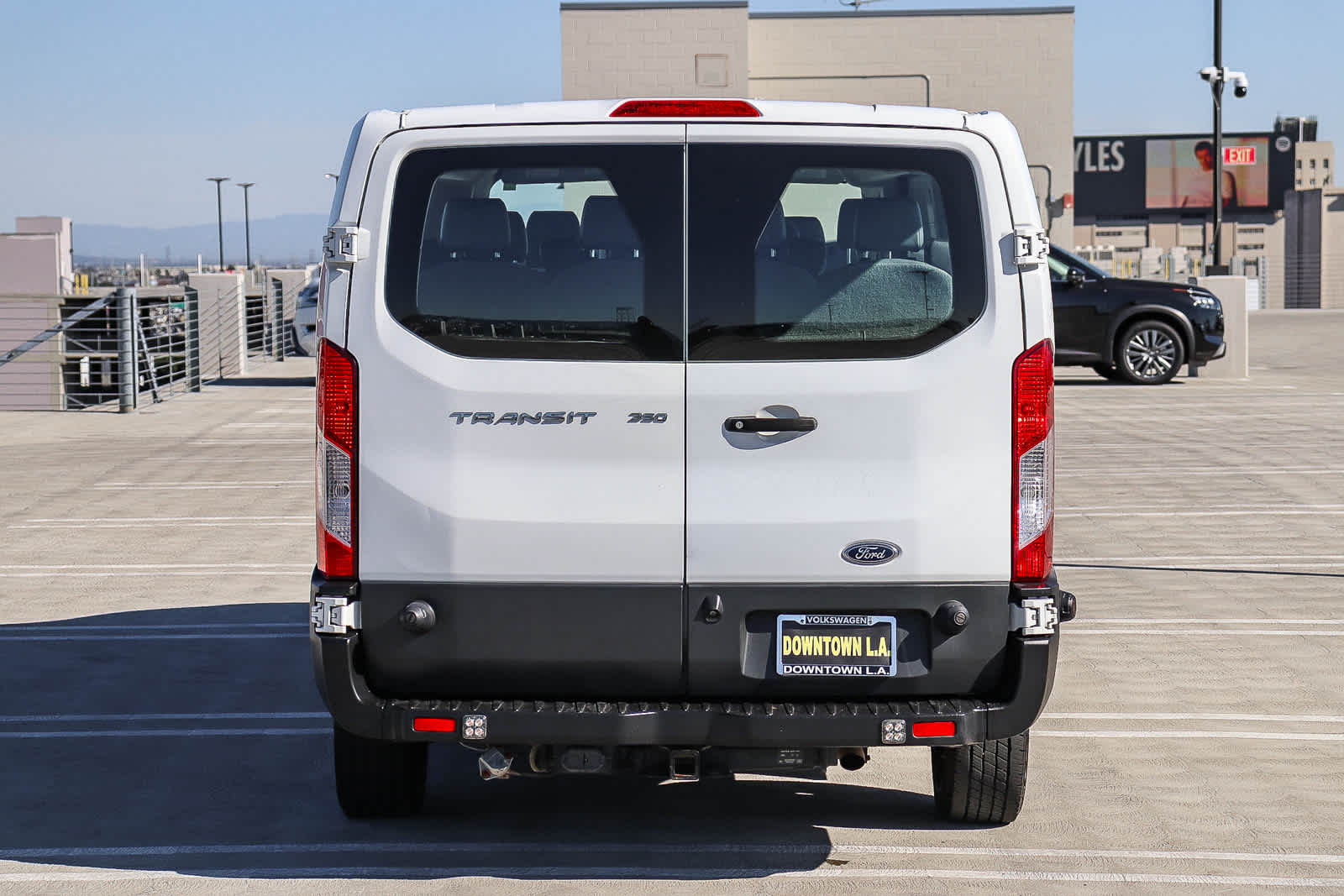 Thumbnail: 2018 Ford Transit Series - 5