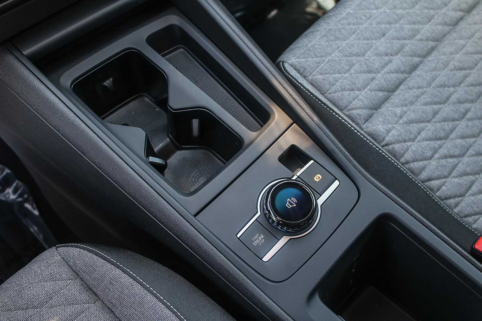 Thumbnail: 2025 Volkswagen Tiguan - 20