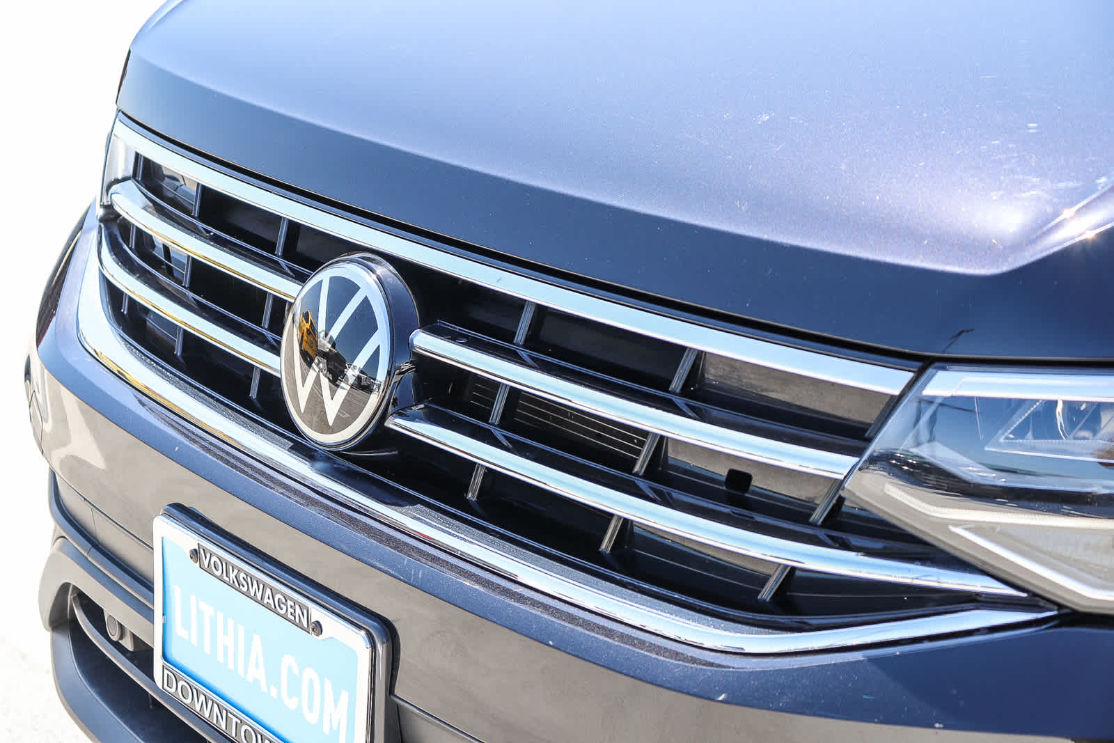 Thumbnail: 2022 Volkswagen Tiguan - 10