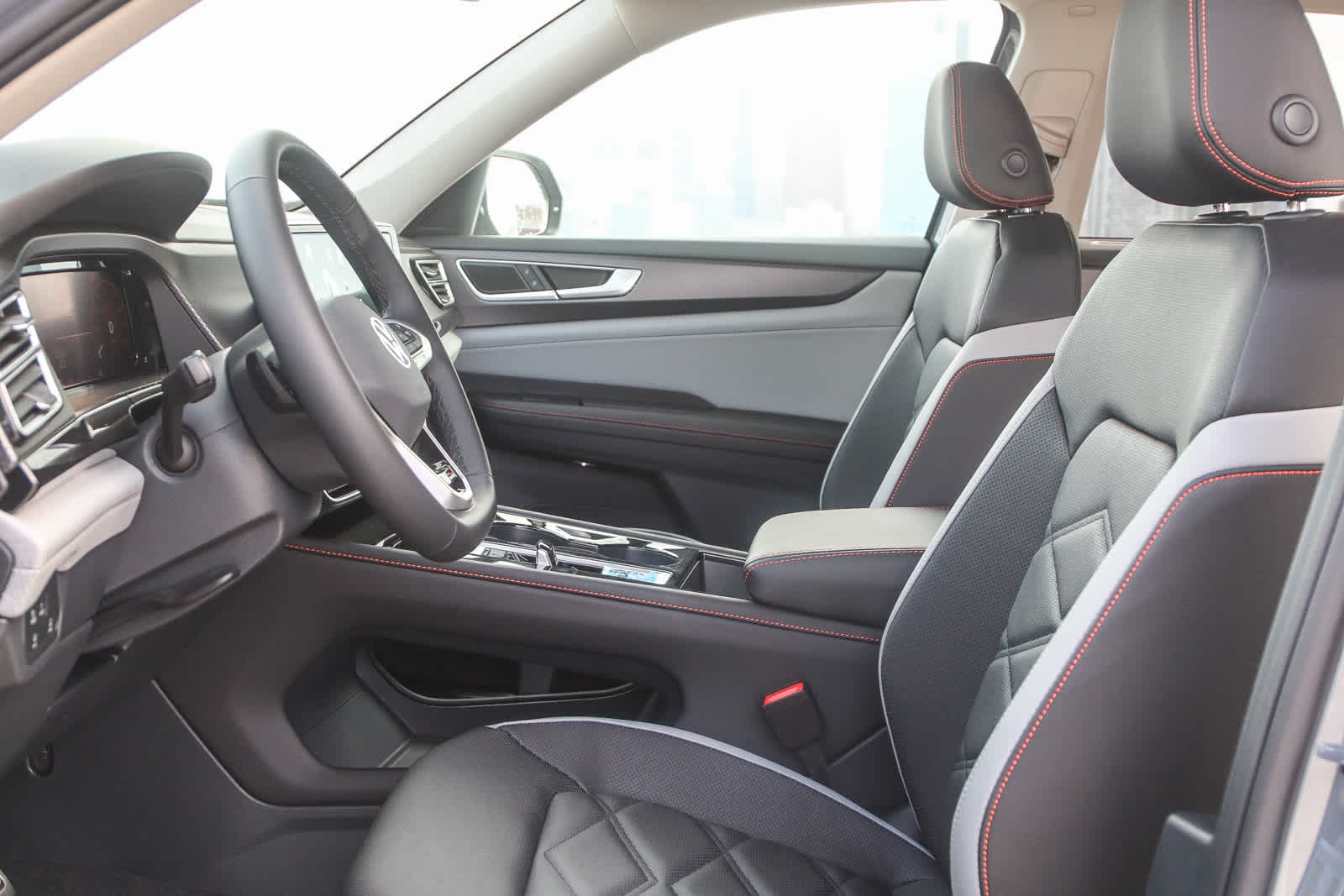 Thumbnail: 2025 Volkswagen Atlas - 19