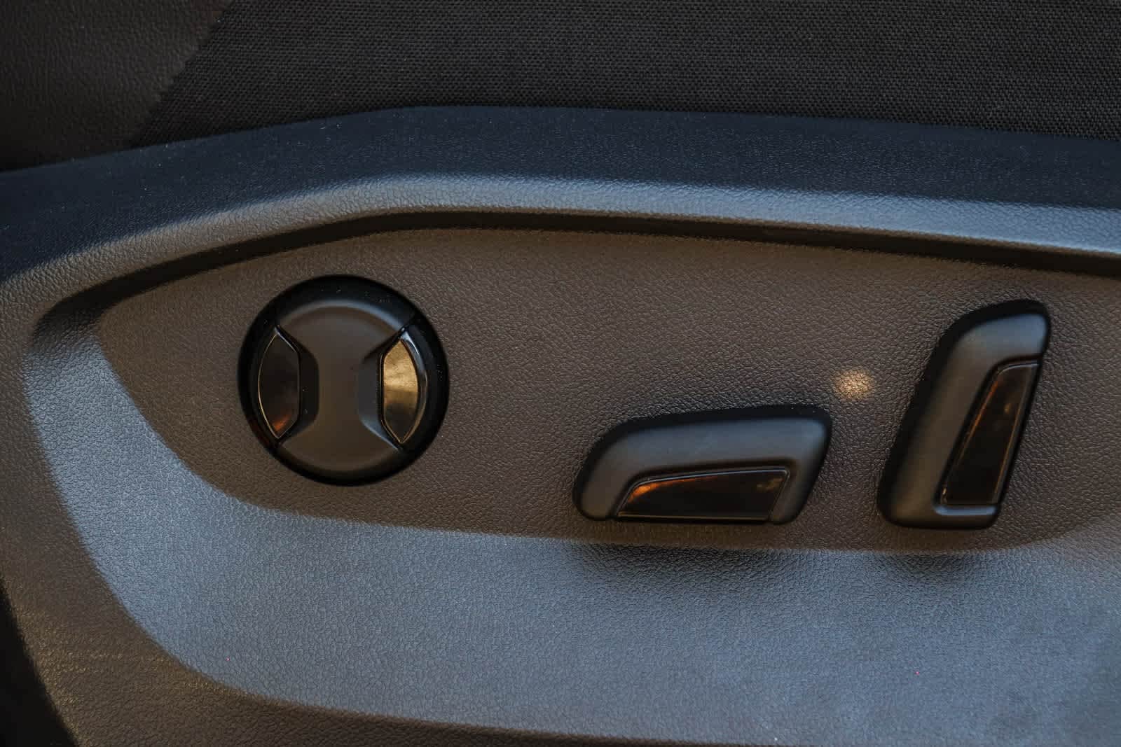 Thumbnail: 2022 Volkswagen Tiguan - 21