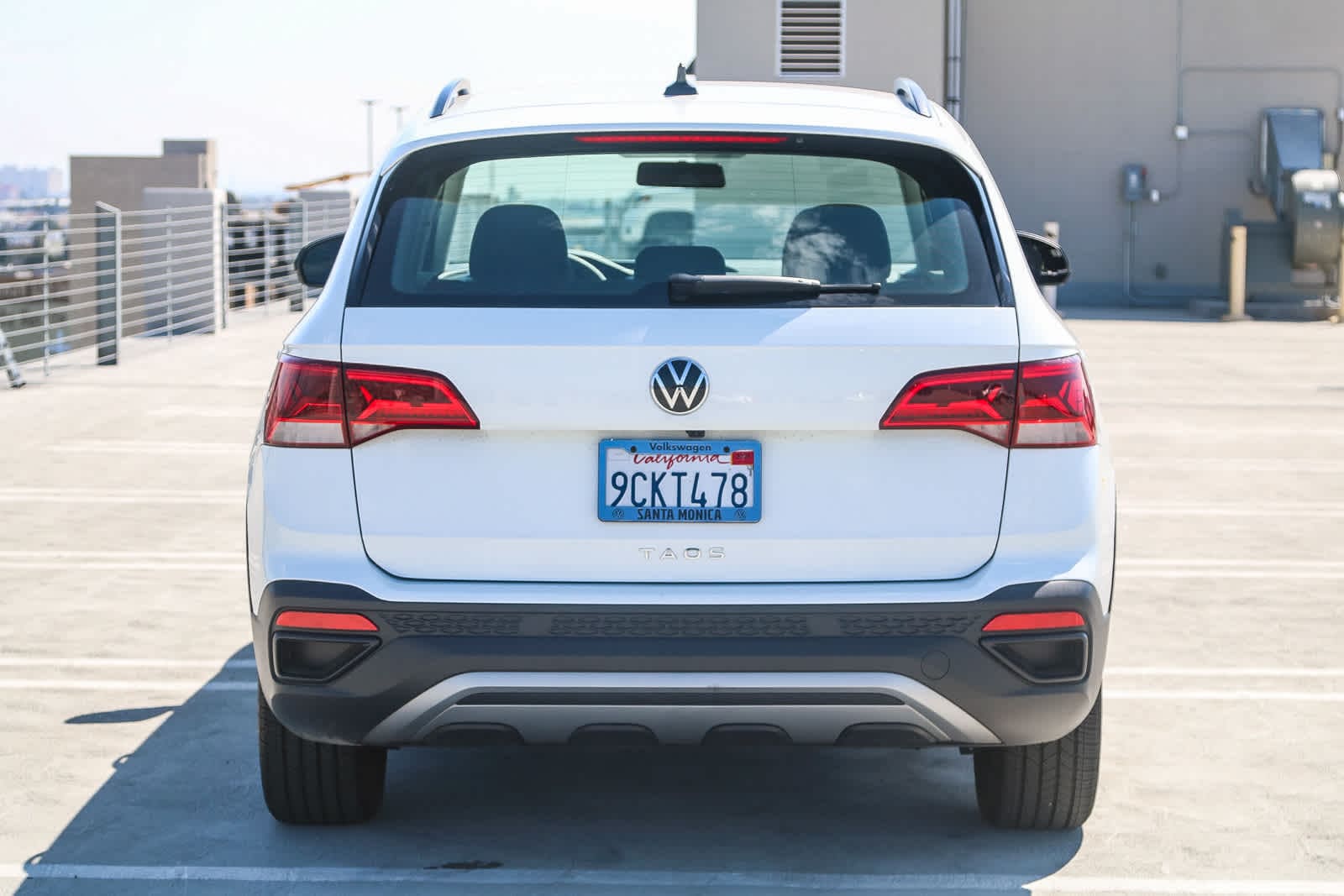 Thumbnail: 2022 Volkswagen Taos - 8