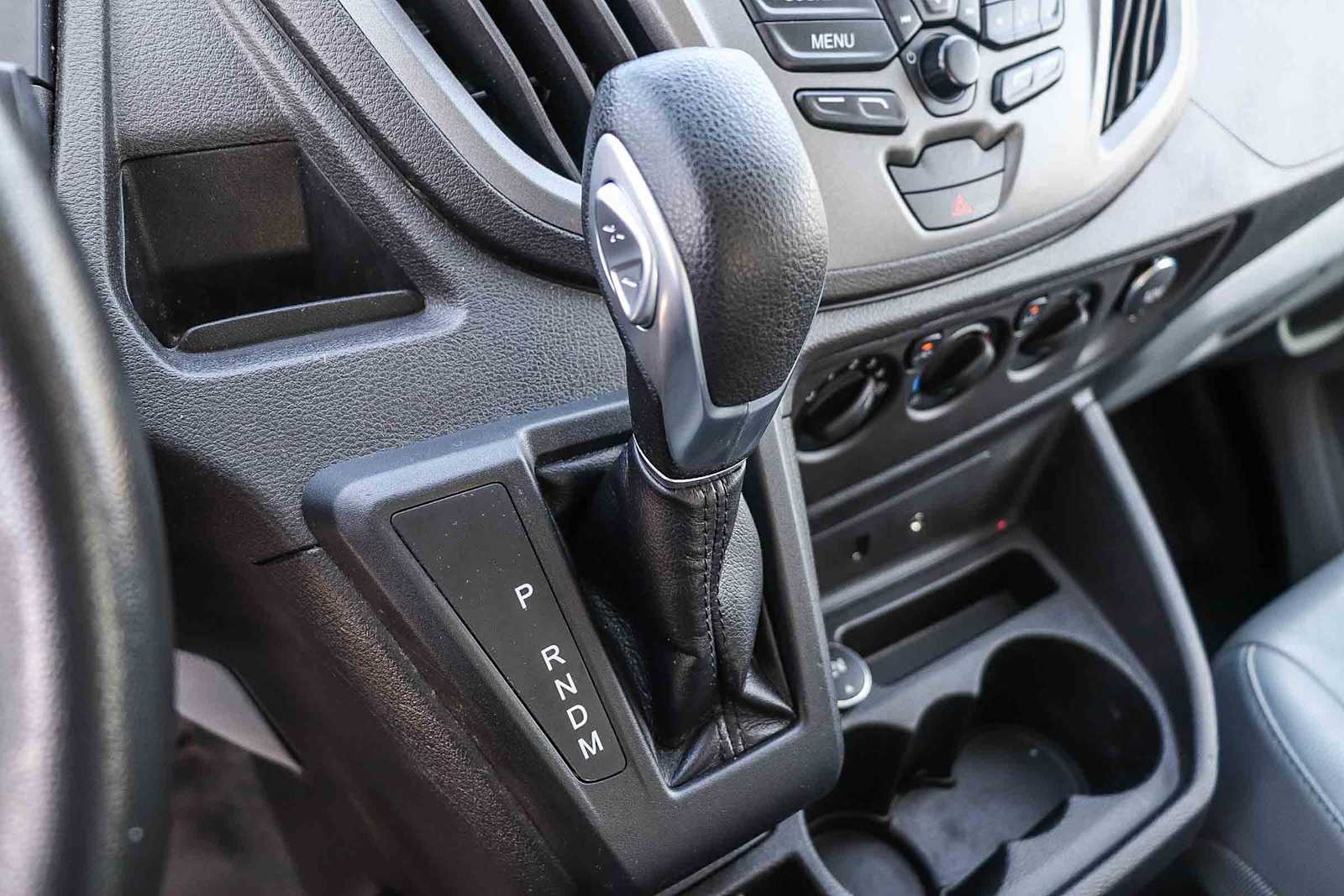 Thumbnail: 2015 Ford Transit Series - 22