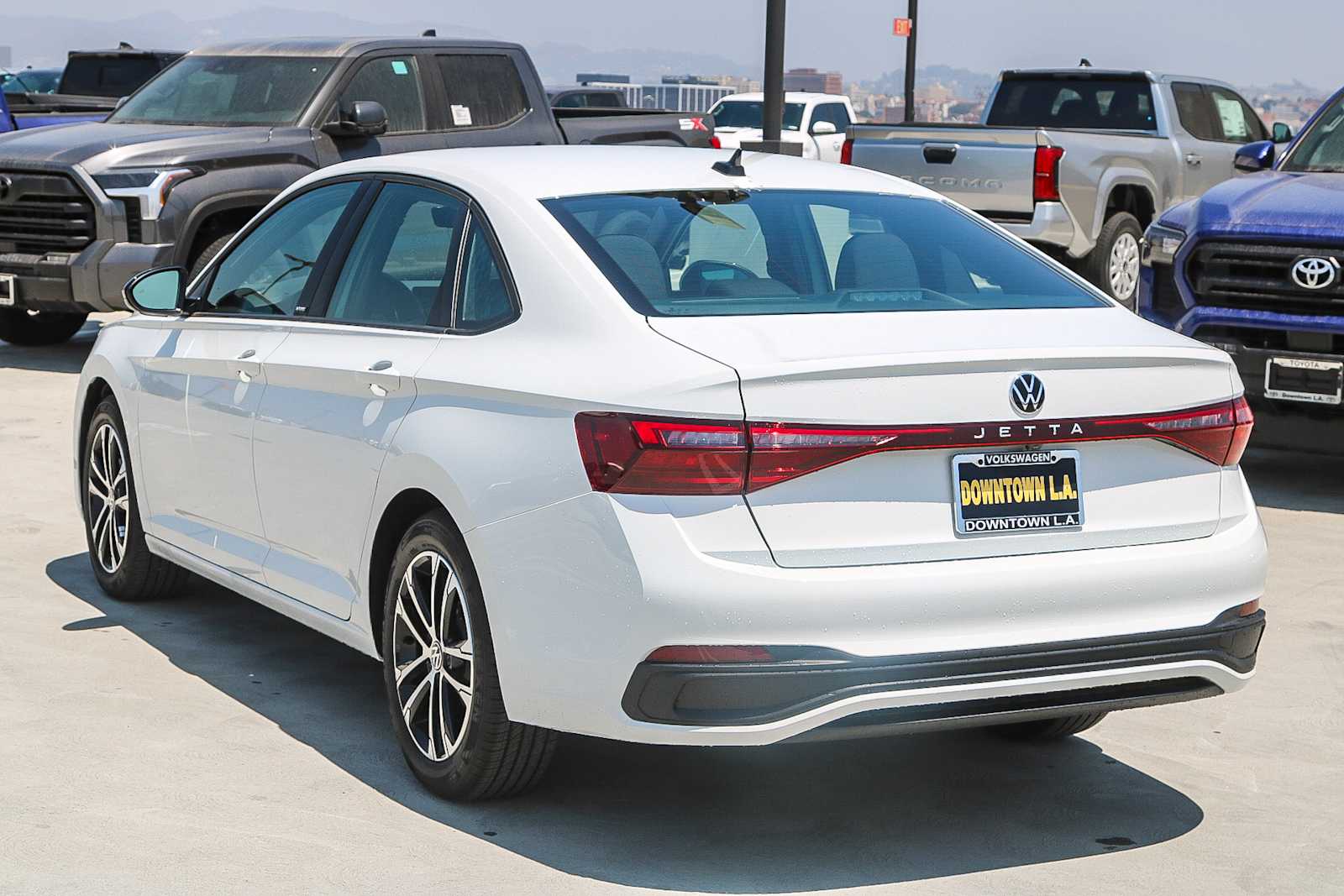 Thumbnail: 2025 Volkswagen Jetta - 8