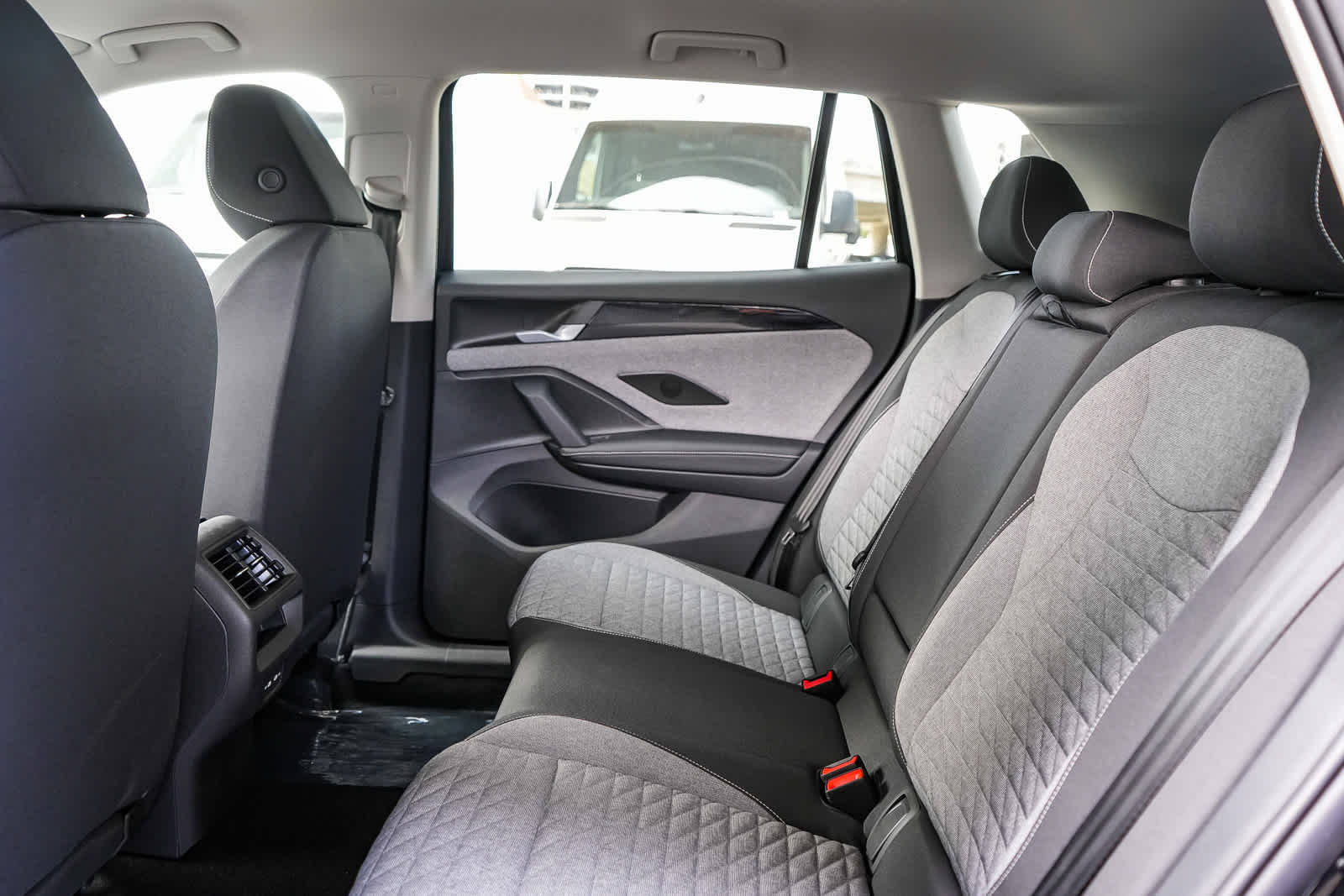 Thumbnail: 2026 Volkswagen Tiguan - 20