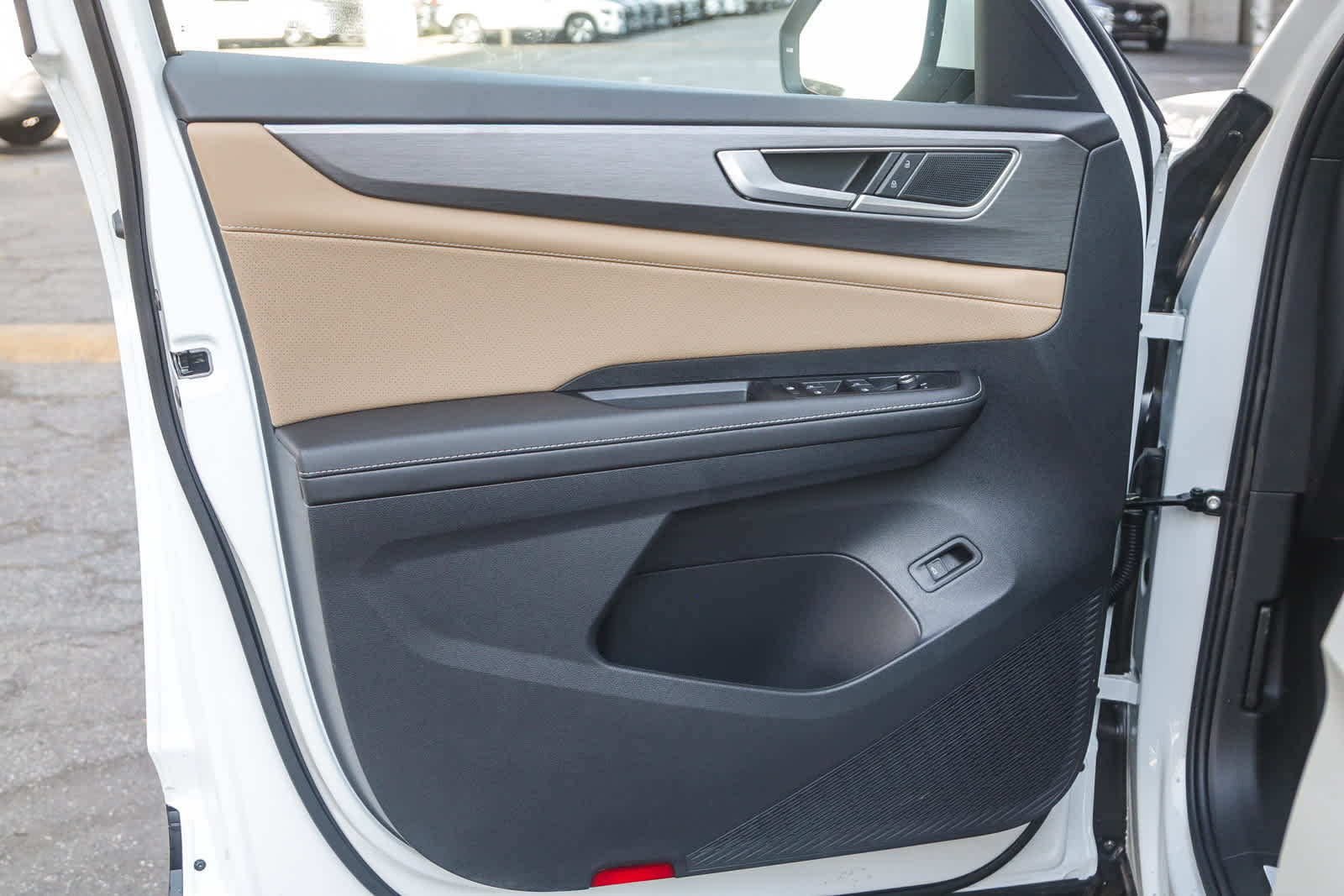 Thumbnail: 2026 Volkswagen Atlas - 23