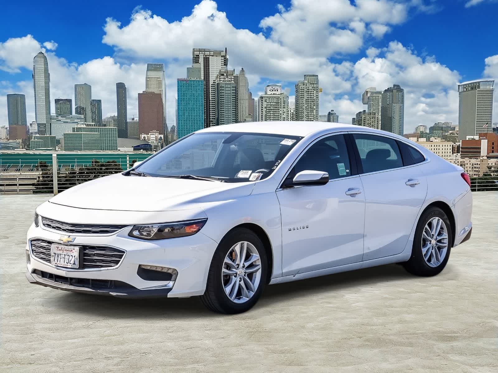 2017 Chevrolet Malibu Hybrid's photo