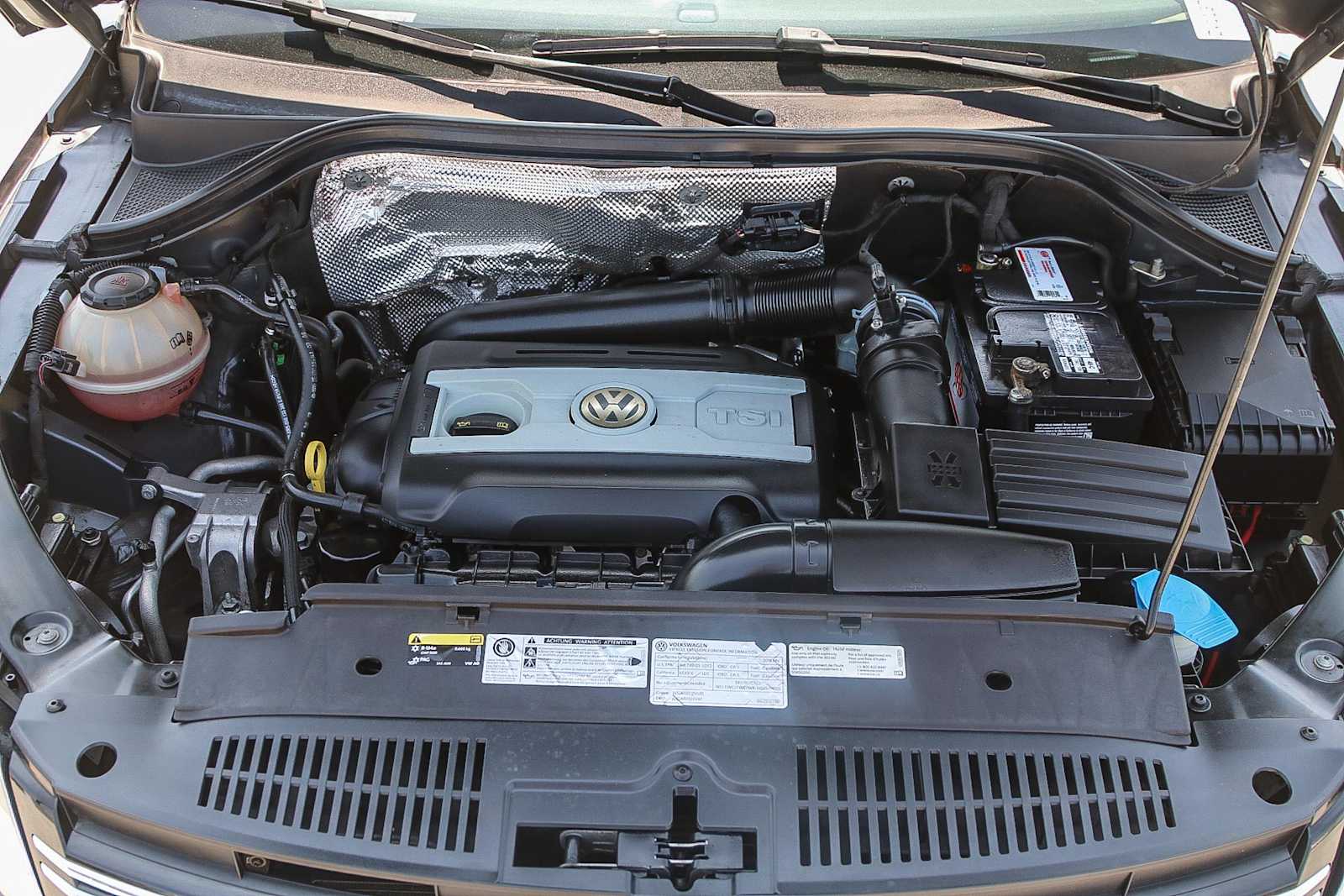 Thumbnail: 2018 Volkswagen Tiguan - 26