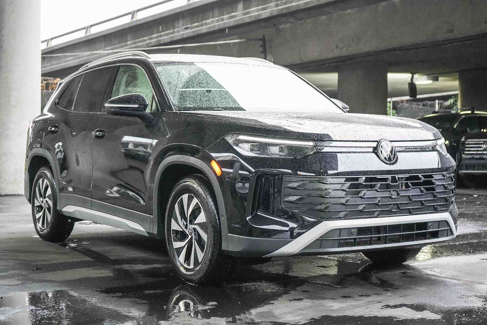 Thumbnail: 2026 Volkswagen Tiguan - 3