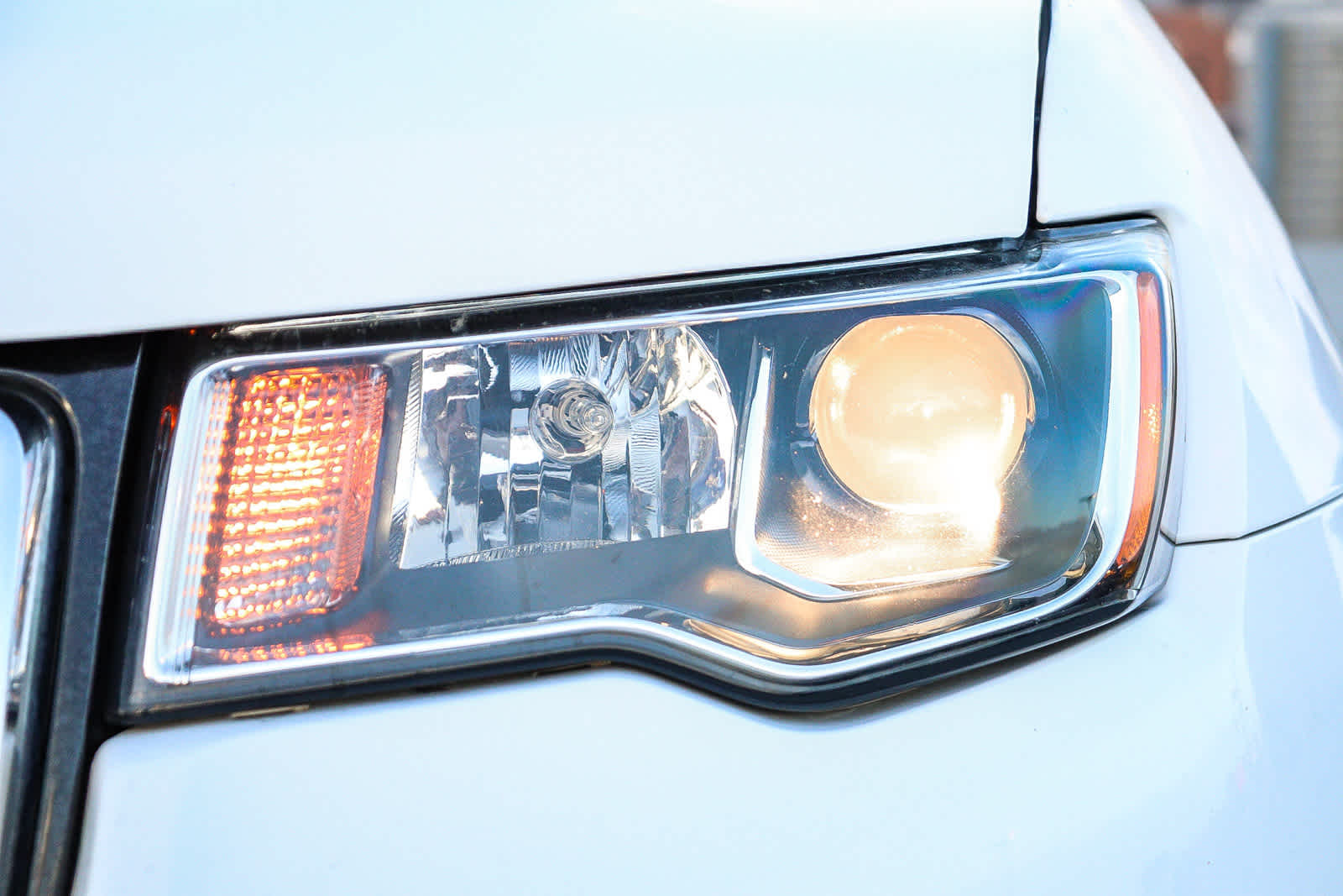 Thumbnail: 2019 Jeep Grand Cherokee - 4