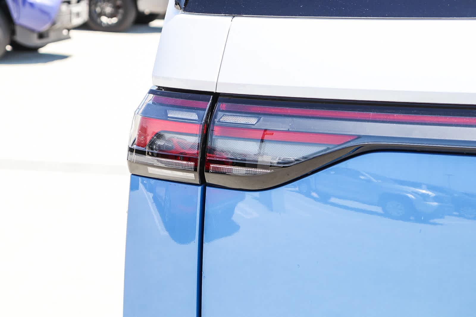 Thumbnail: 2025 Volkswagen ID.Buzz - 7