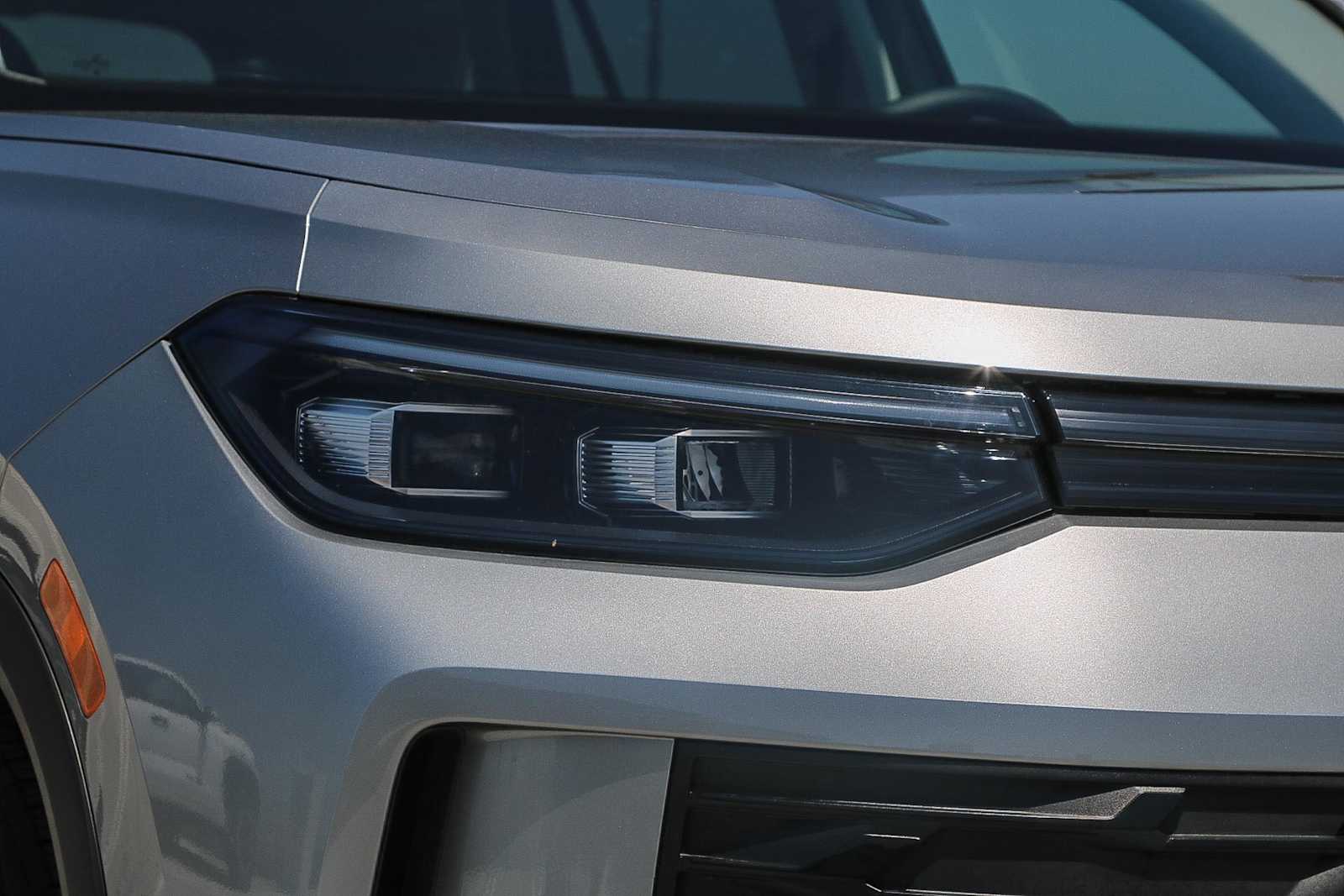 Thumbnail: 2025 Volkswagen Tiguan - 4