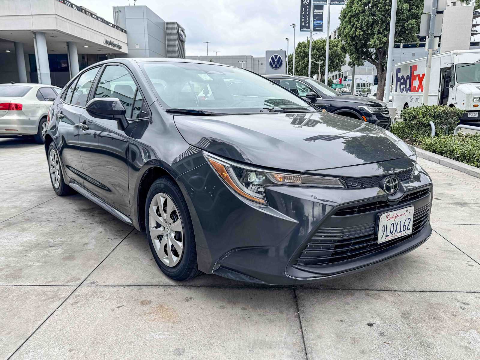 2024 Toyota Corolla LE photo 3