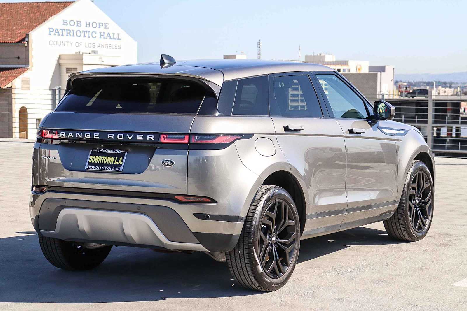 Thumbnail: 2022 Land Rover Range Rover Evoque - 4