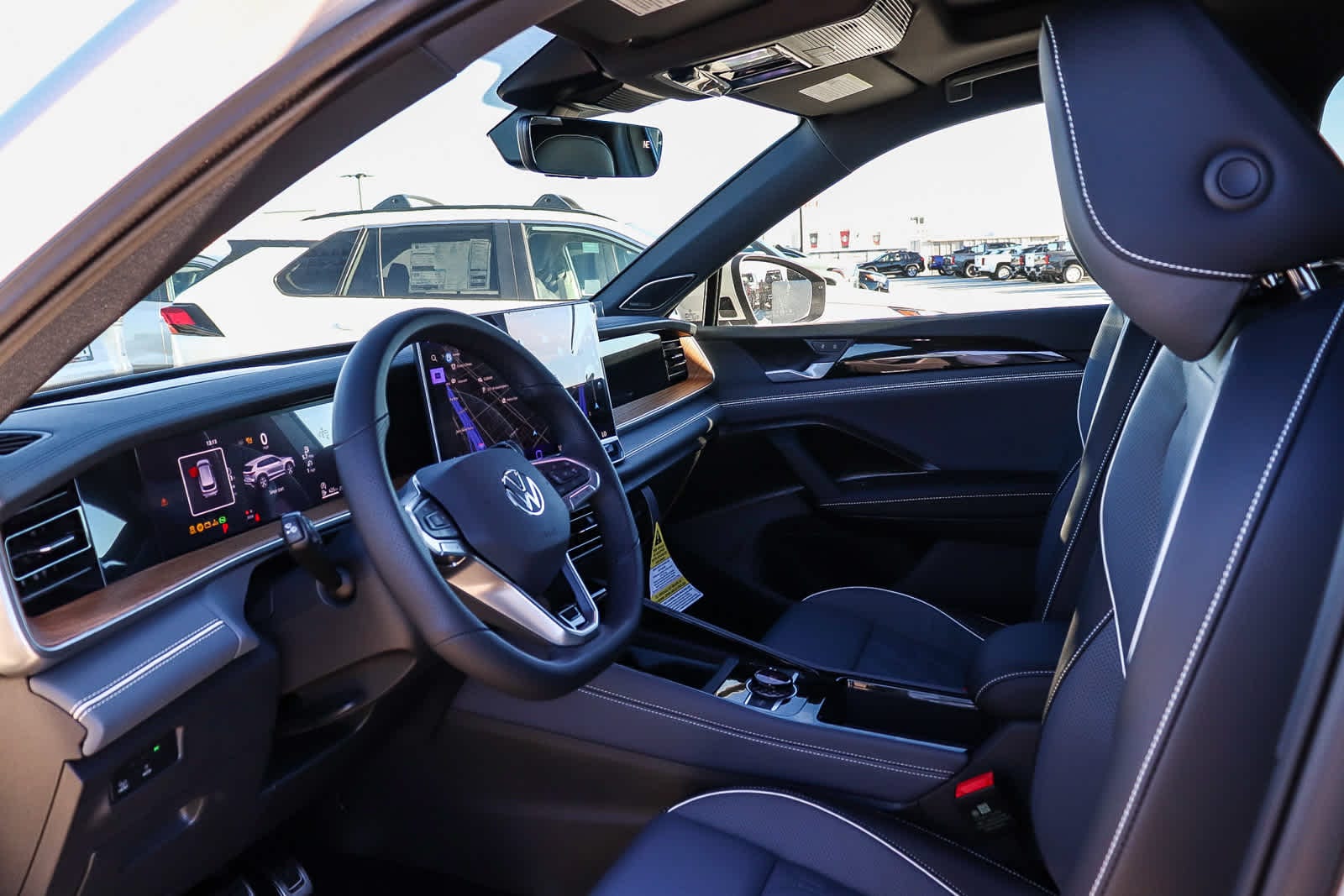 Thumbnail: 2026 Volkswagen Tiguan - 18